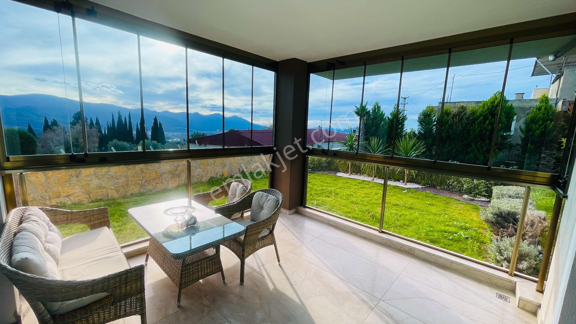 Kuşadası’nda Geniş Arsasıyla Satılık Lüks Köy Evi – Işık Can Konağı - Görsel 22