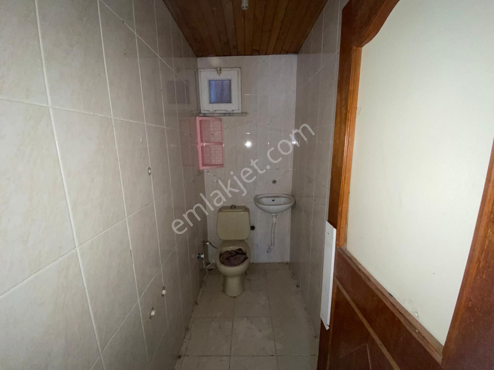 Emin Emlak'tan Fırsat Çamçeşmede Caddenin Hemen Yanında 20m² Arsa Hisseli 1+1 - Görsel 5