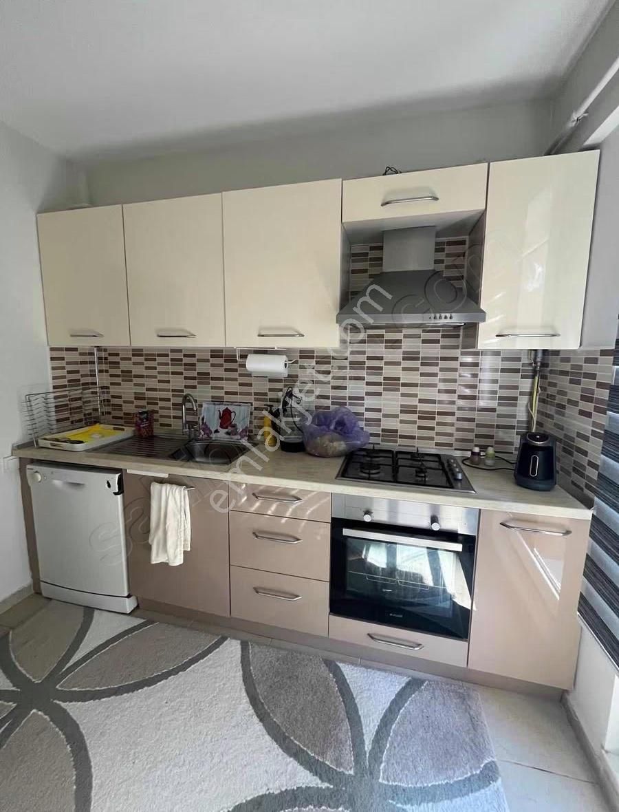 Sınırsız Kredili 2+1 Ayrı Mutfak Aile Binası Araç Takası Vardır - Görsel 13