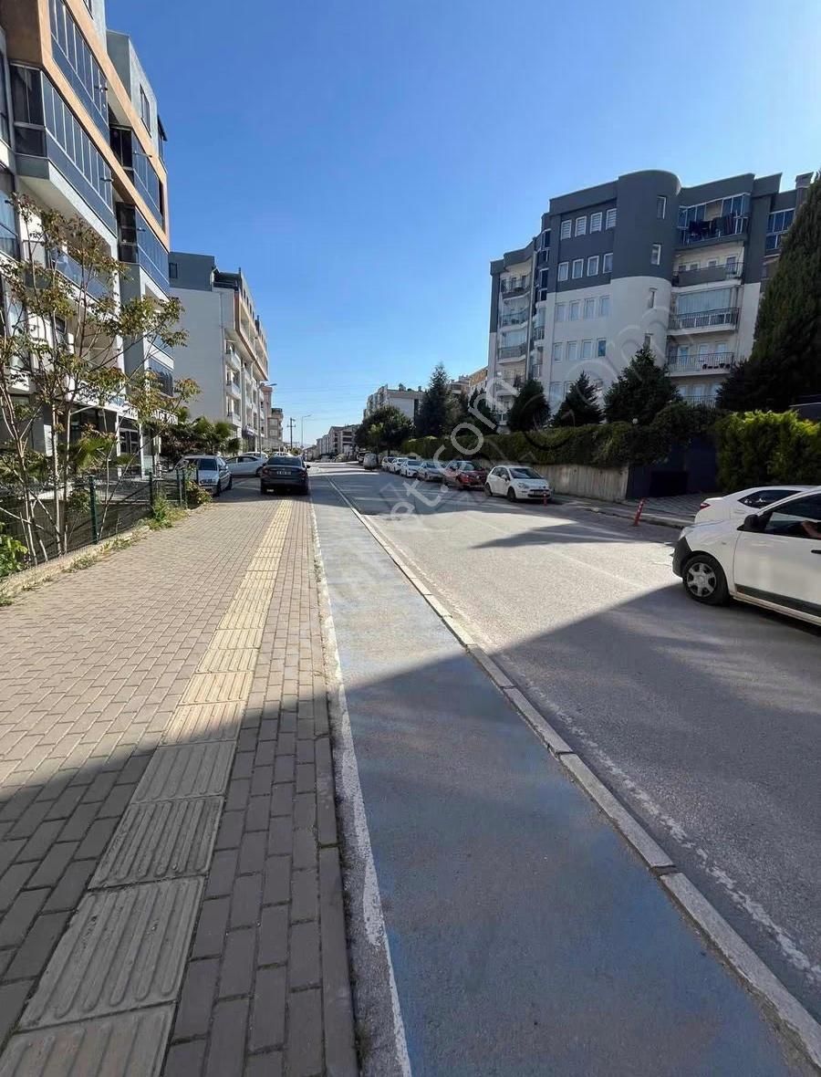 Sınırsız Kredili 2+1 Ayrı Mutfak Aile Binası Araç Takası Vardır - Görsel 7