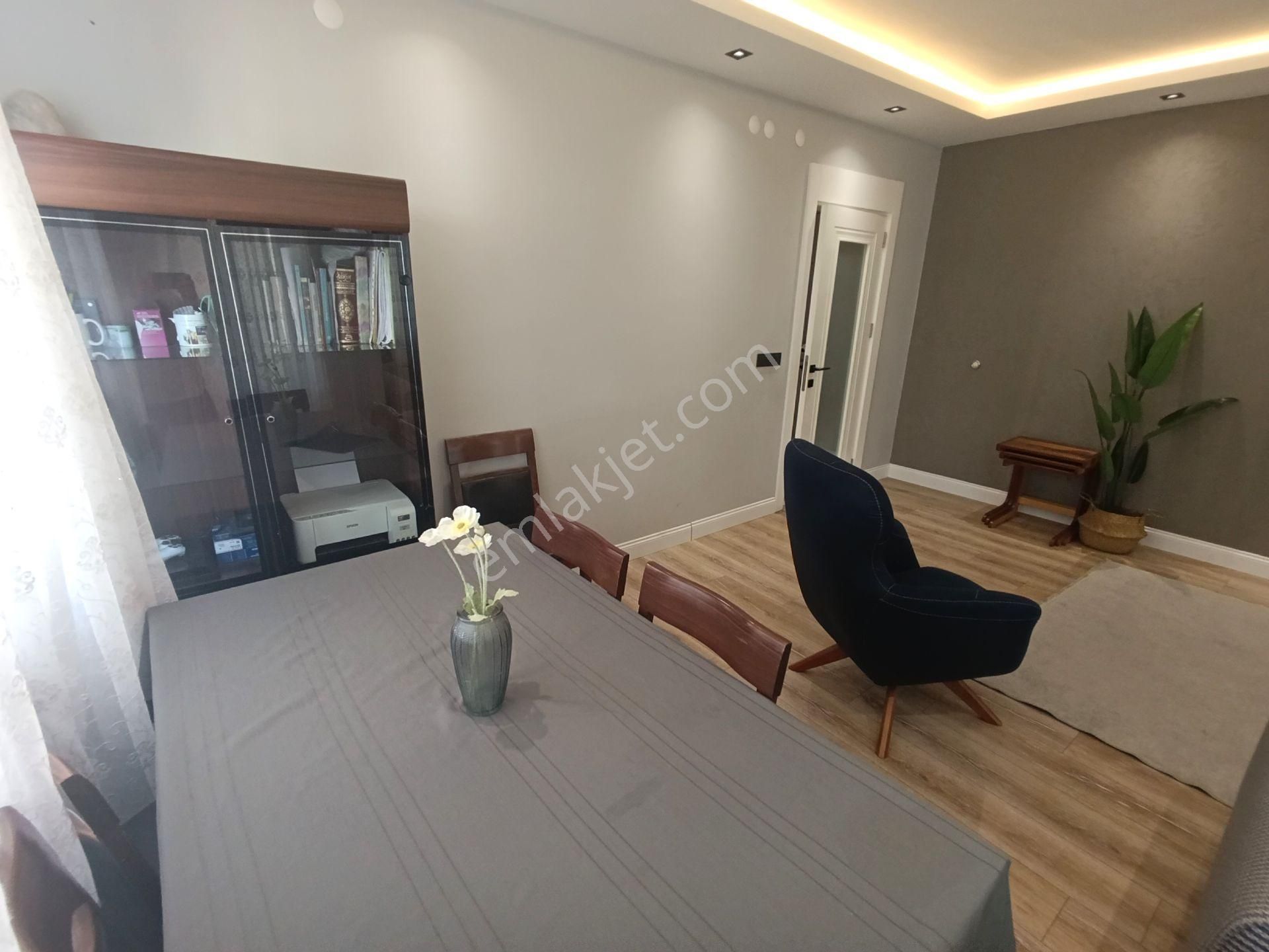 Doğalgazlı İçi Komple Yenilenmiş Stadyum Yakını 3+1 Satılık Daire - Görsel 24