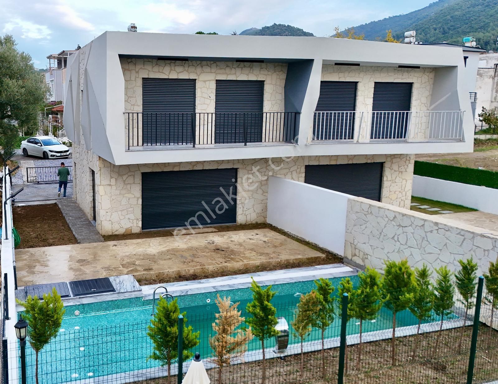 Kuşadası Güzelçamlı'da Özel Havuzlu Beyaz Eşyalı 3+1 Villa - Görsel 29