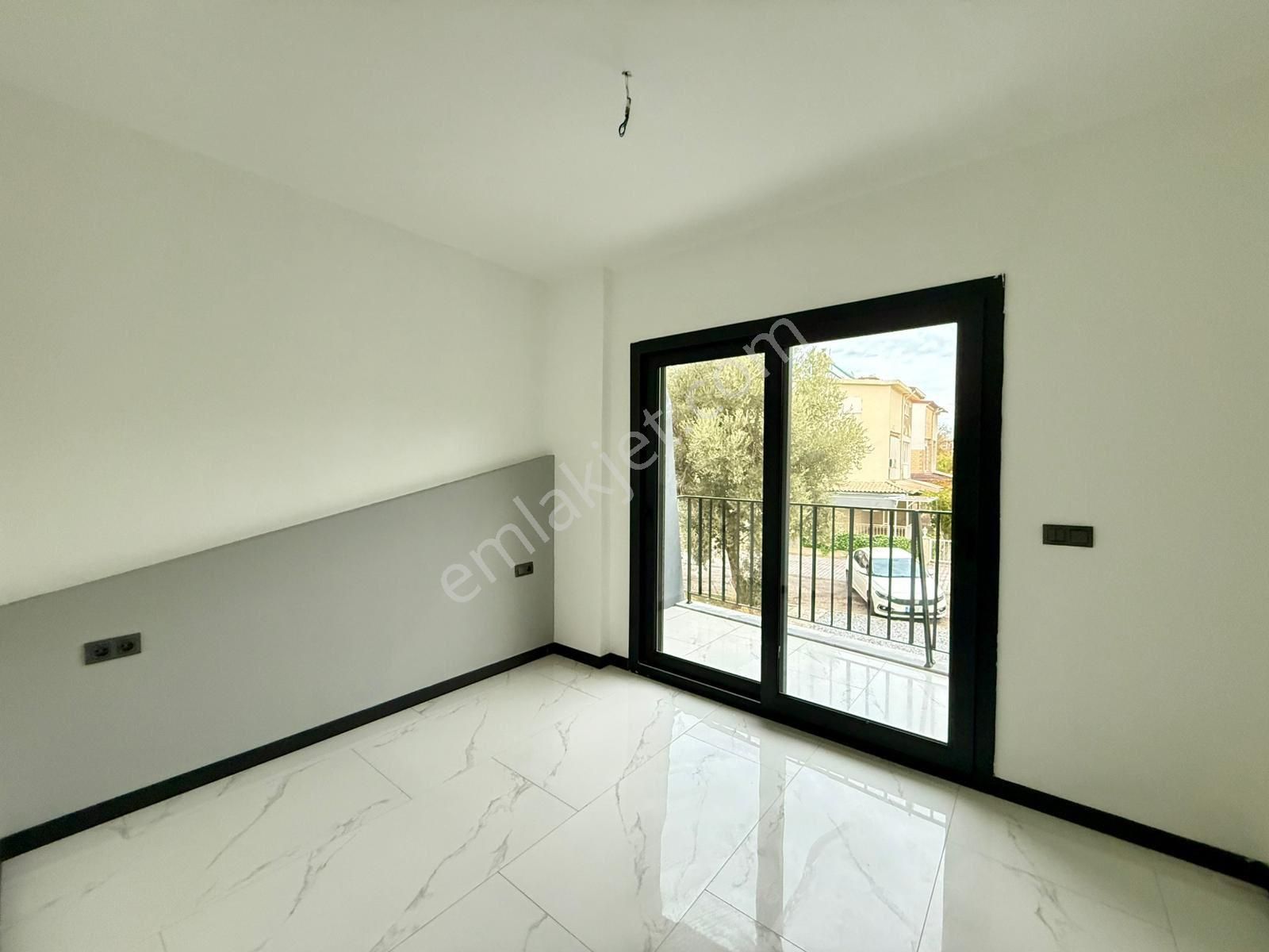 Kuşadası Güzelçamlı'da Özel Havuzlu Beyaz Eşyalı 3+1 Villa - Görsel 17