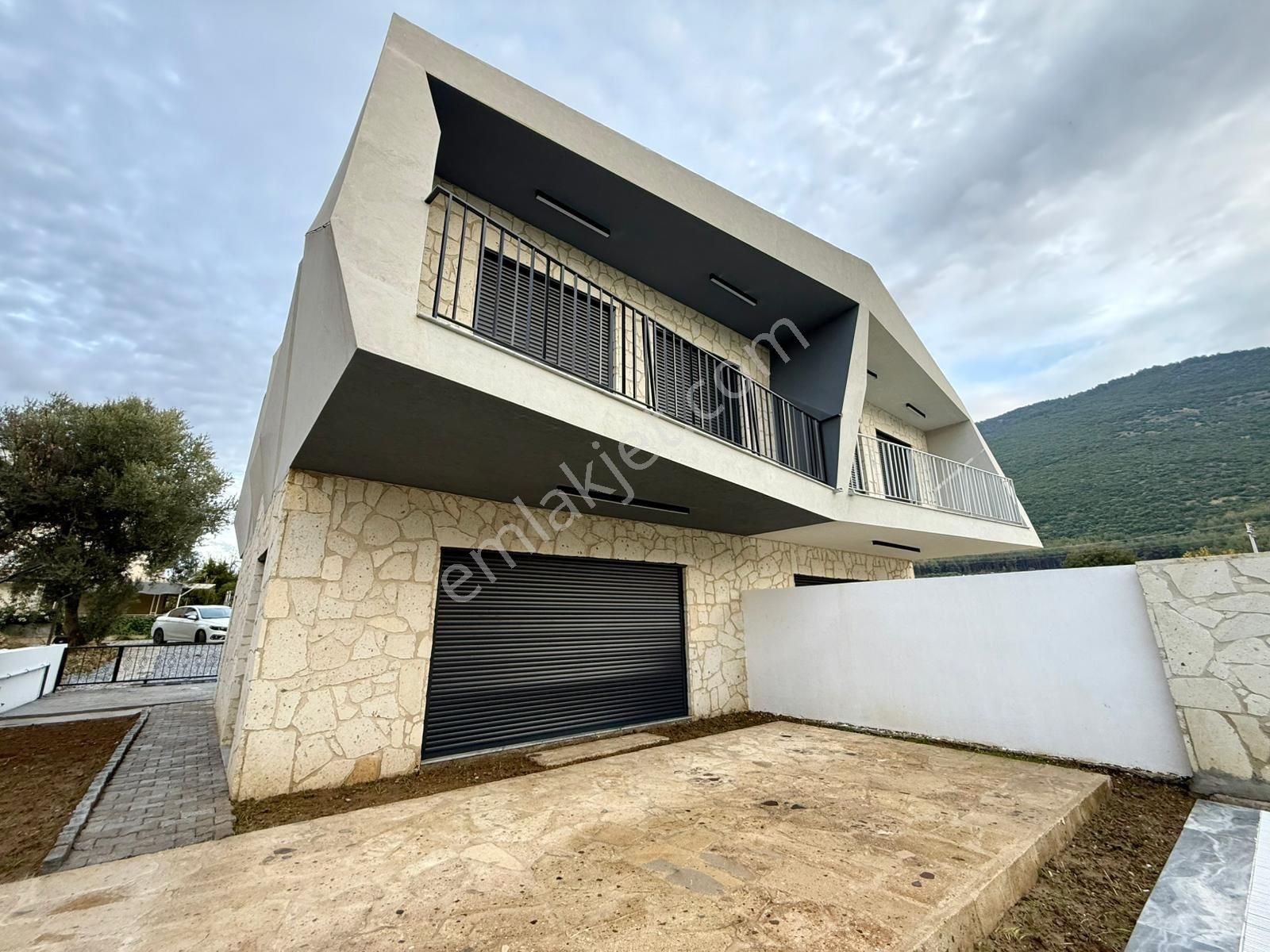 Kuşadası Güzelçamlı'da Özel Havuzlu Beyaz Eşyalı 3+1 Villa - Görsel 30