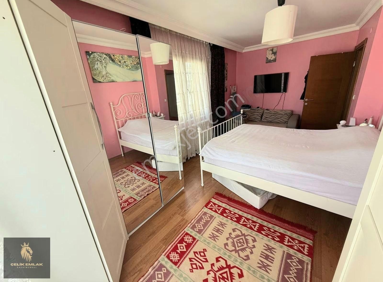 Ümraniye Çarşı İstiklal Mah. Sitede Yüksek Kat 3+1 - Görsel 18