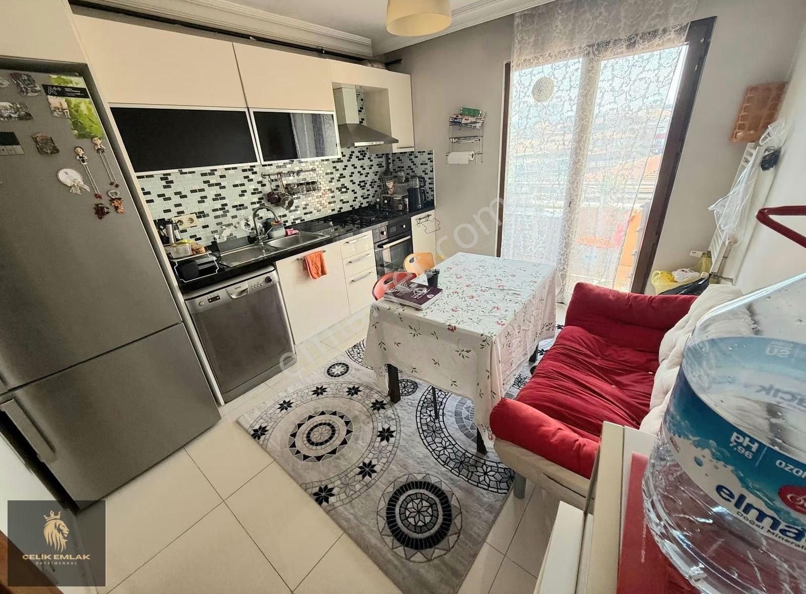 Ümraniye Çarşı İstiklal Mah. Sitede Yüksek Kat 3+1 - Görsel 33