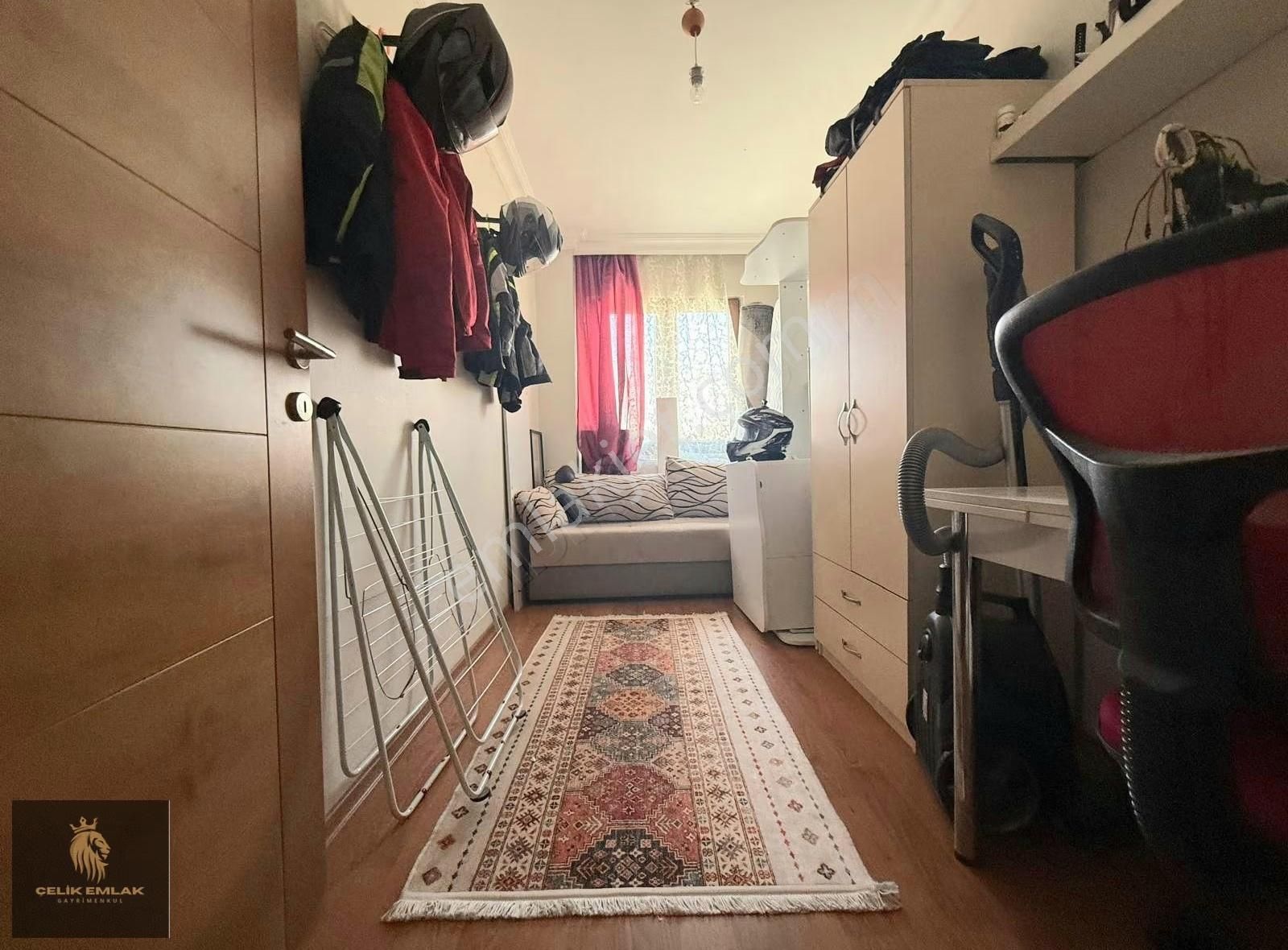 Ümraniye Çarşı İstiklal Mah. Sitede Yüksek Kat 3+1 - Görsel 12