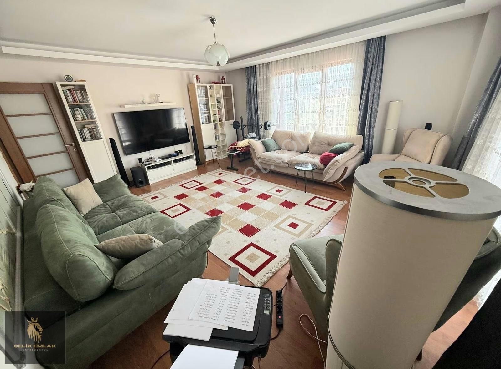 Ümraniye Çarşı İstiklal Mah. Sitede Yüksek Kat 3+1 - Görsel 32