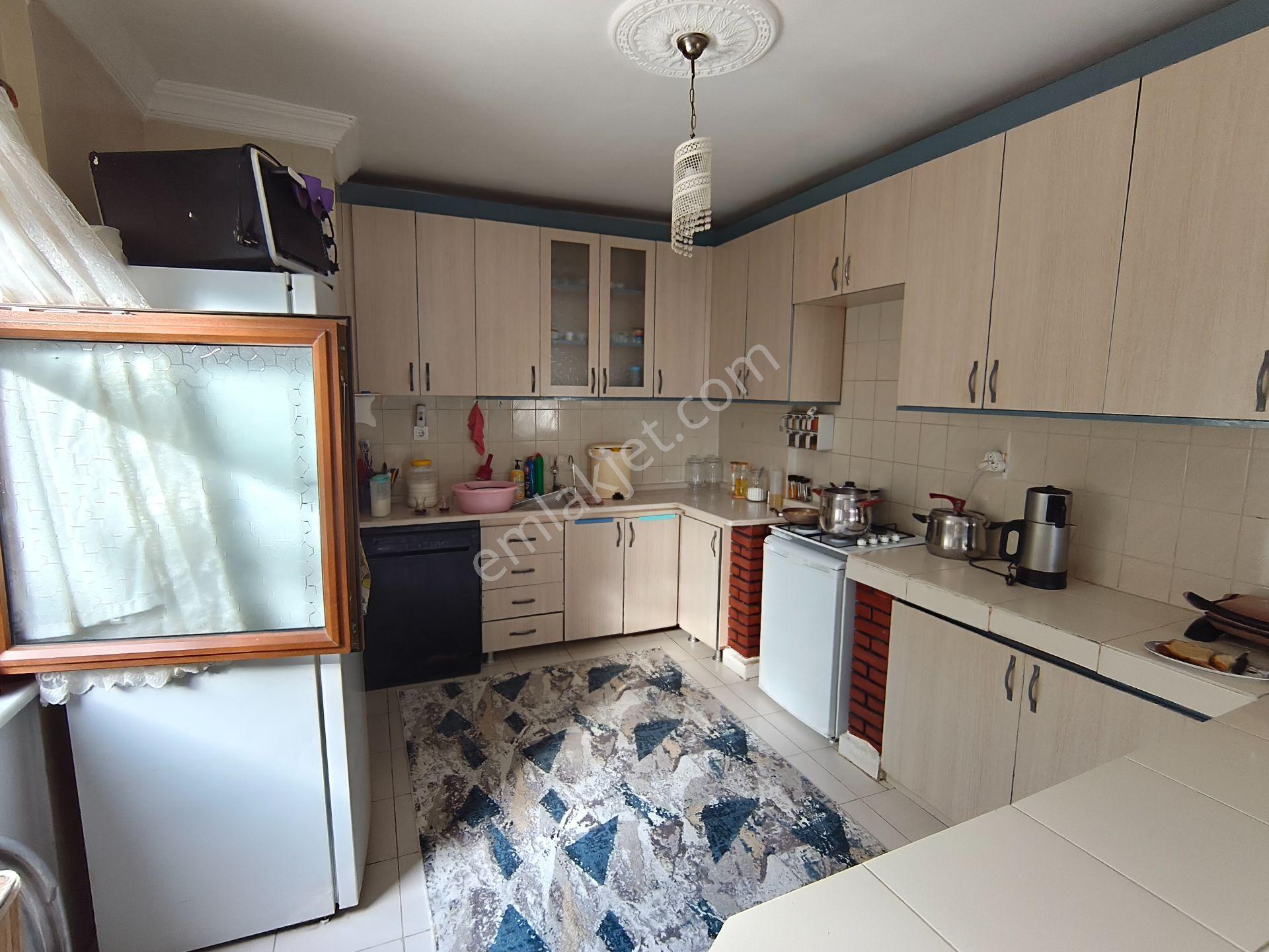 Bulut Yatırımdan 200 M² 5+1 Deniz Manzaralı 3 Katlı Müstakil Ev Ve Arsası - Görsel 6