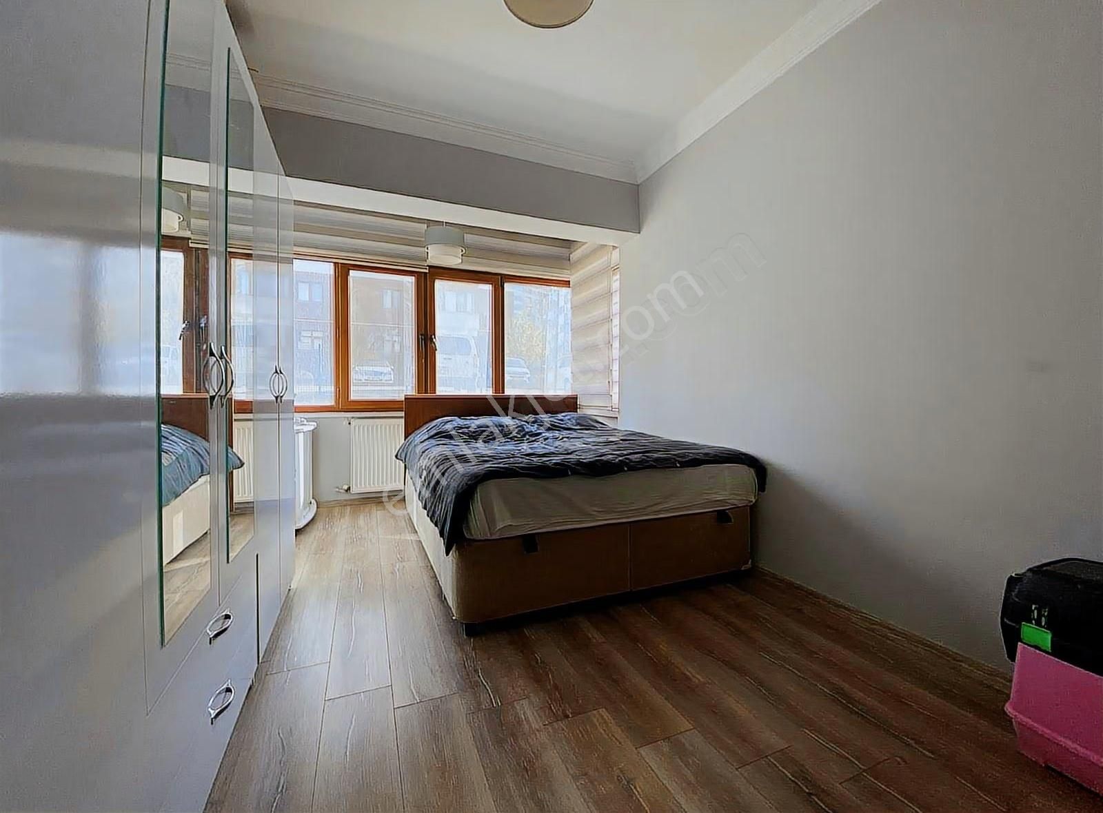 Merkezi Lokasyonda Ara Katta Fırsat 4+1 Daire - Görsel 4