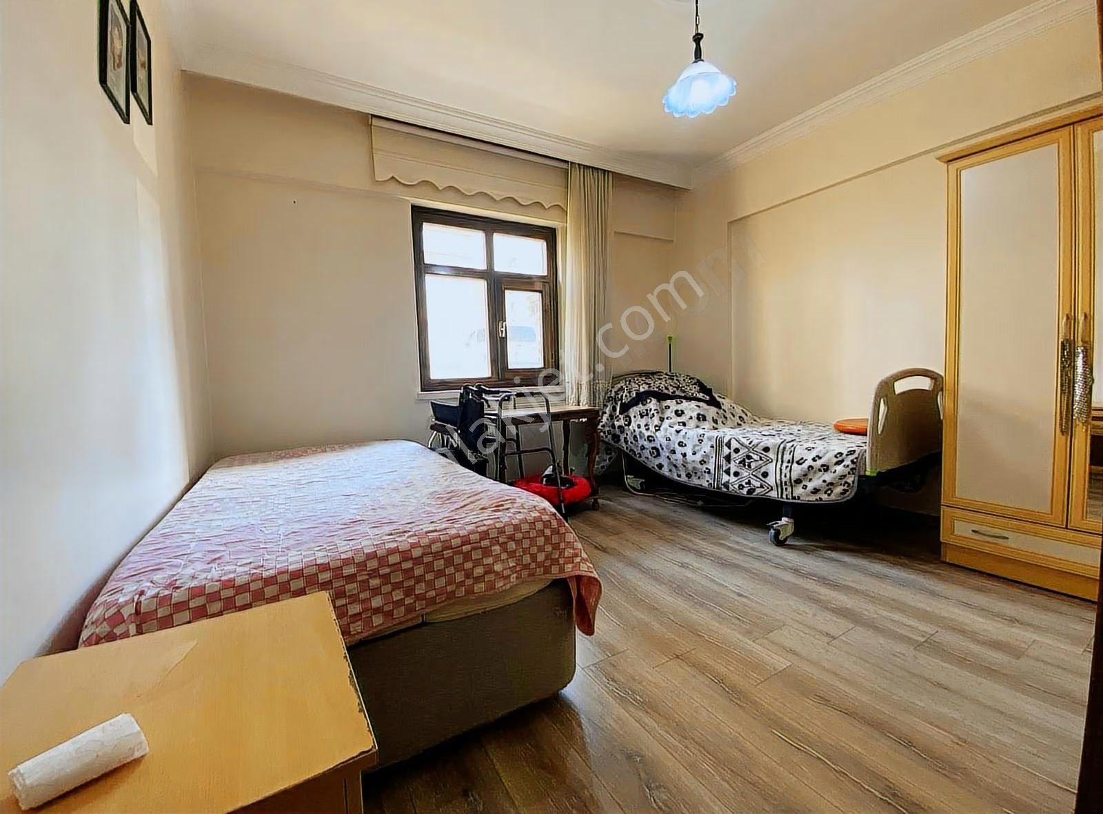 Merkezi Lokasyonda Ara Katta Fırsat 4+1 Daire - Görsel 6