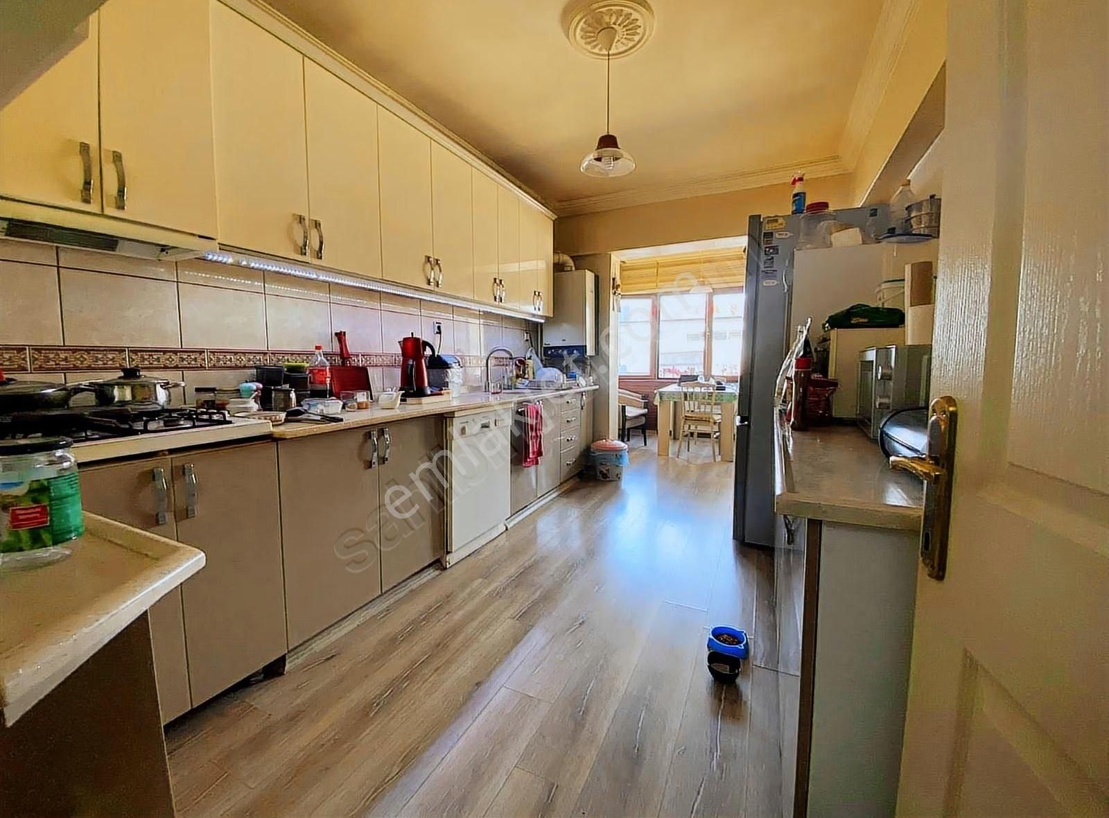 Merkezi Lokasyonda Ara Katta Fırsat 4+1 Daire - Görsel 5