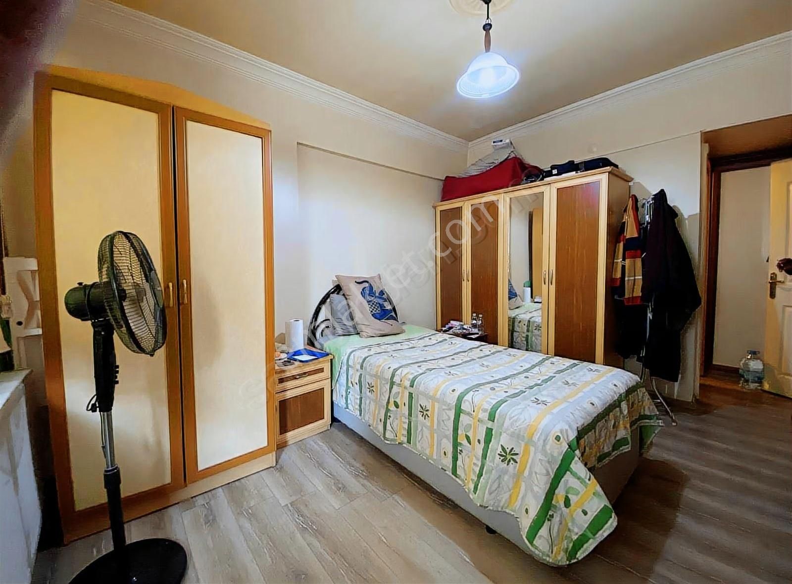 Merkezi Lokasyonda Ara Katta Fırsat 4+1 Daire - Görsel 9