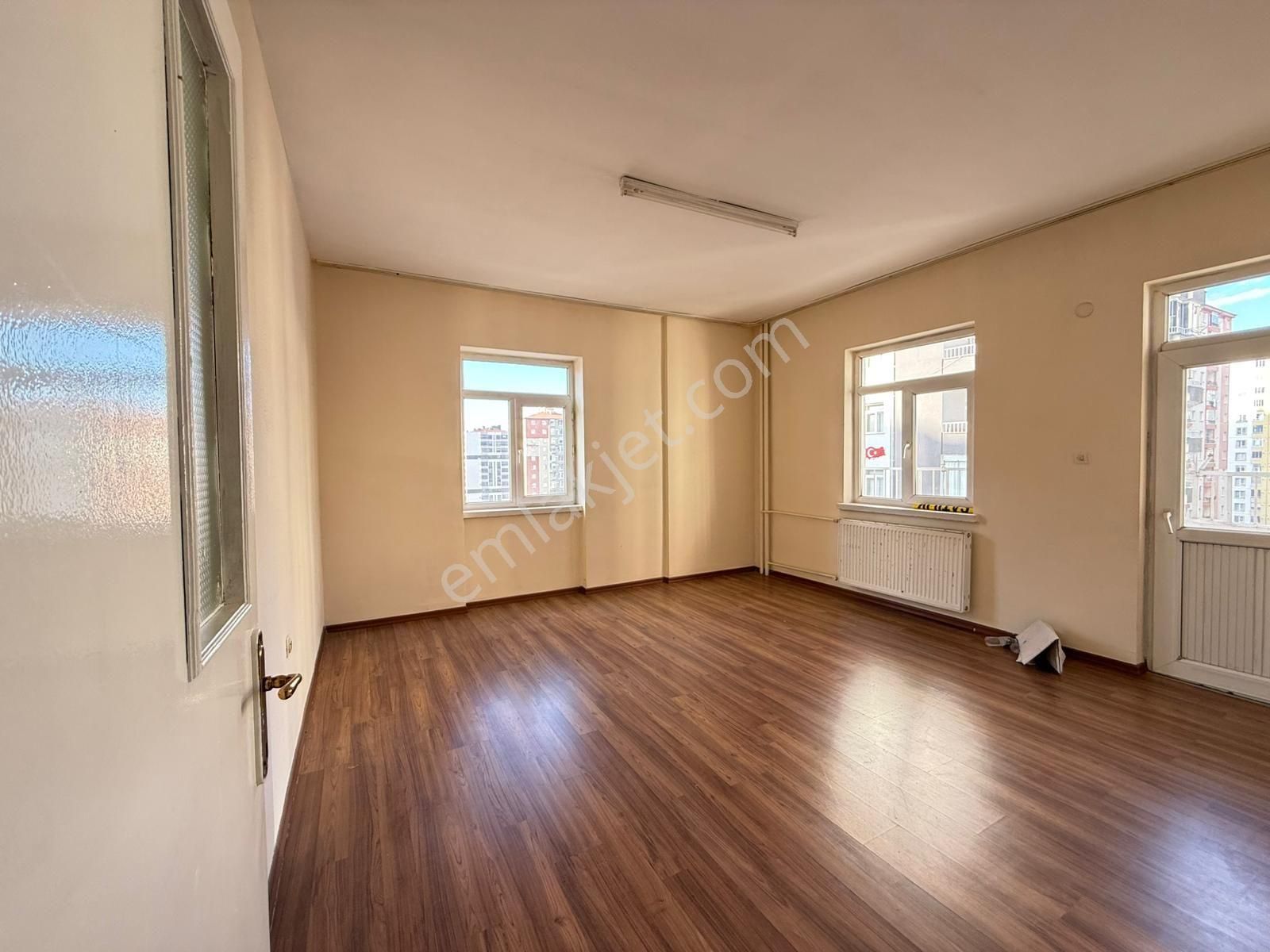 Talas Mevlana Mahallesinde Tramvaya Cephe Boş Daire - Görsel 6