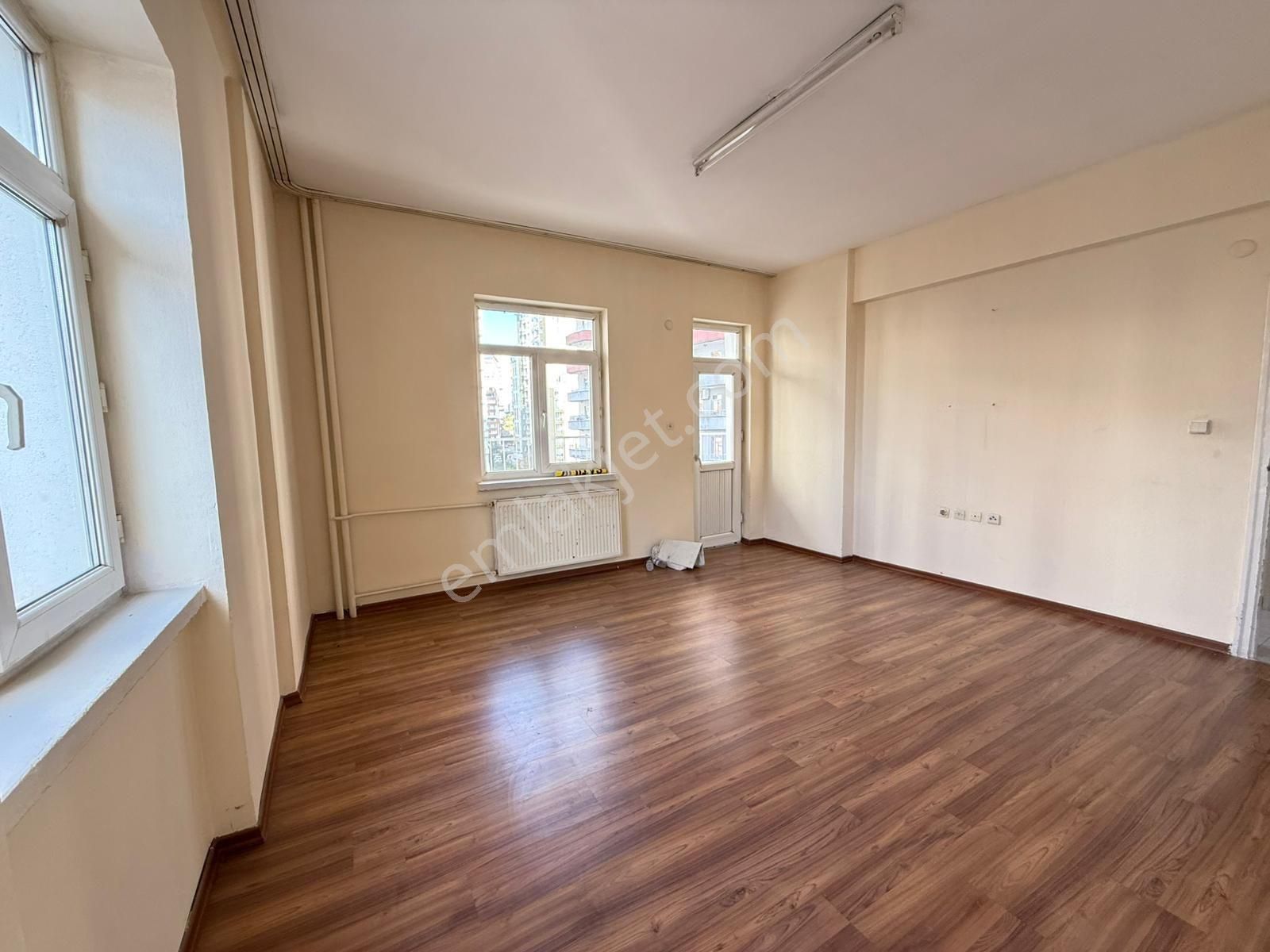 Talas Mevlana Mahallesinde Tramvaya Cephe Boş Daire - Görsel 11