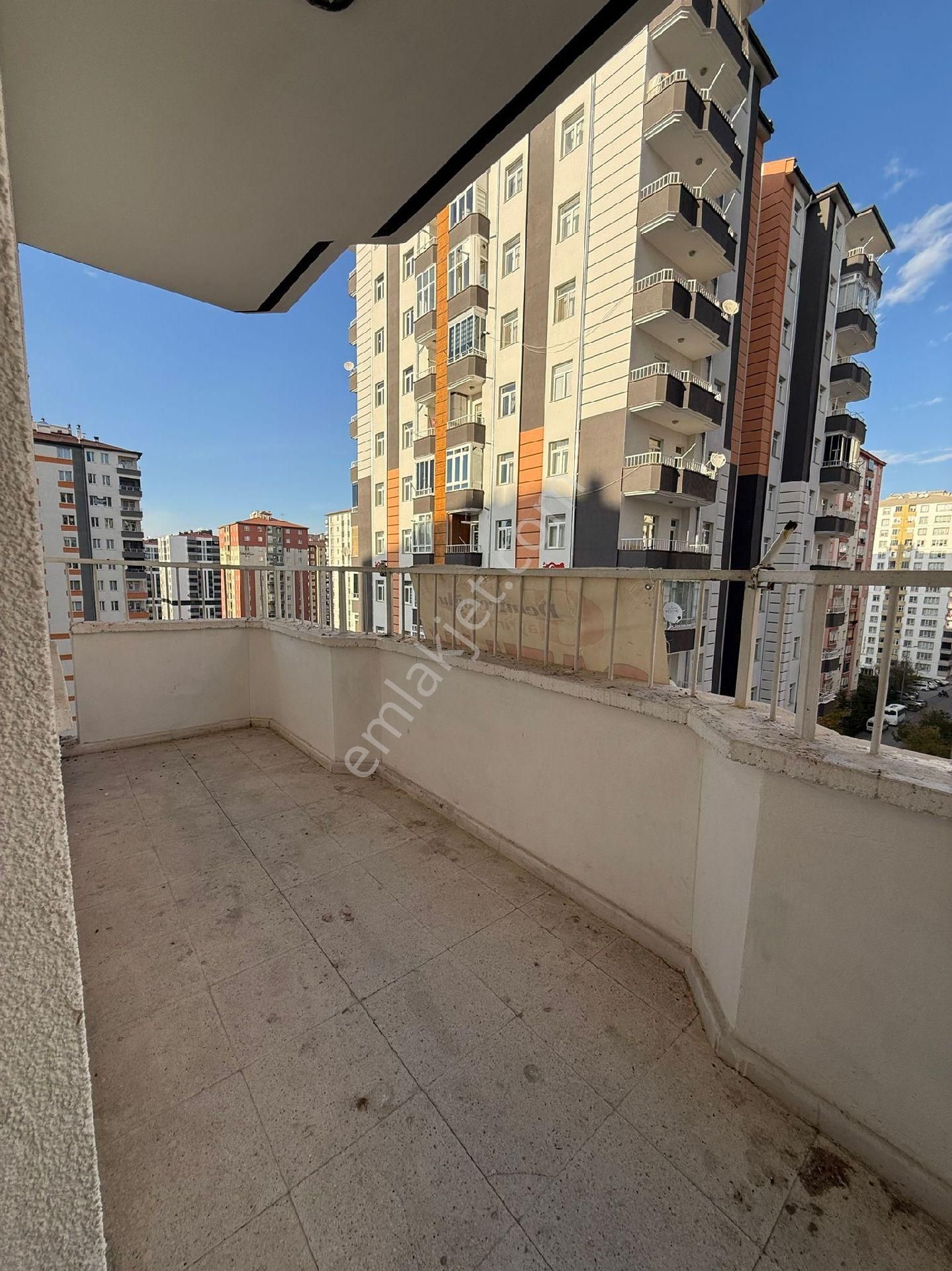 Talas Mevlana Mahallesinde Tramvaya Cephe Boş Daire - Görsel 9