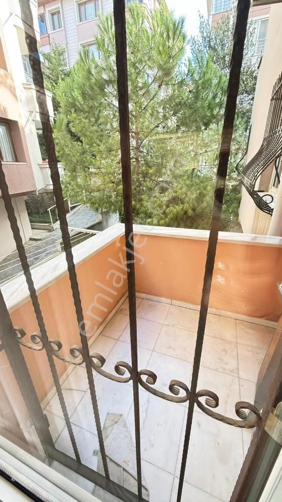 Bakırköy Zuhuratbab Merkeze Yakın Bahçeli Binada 160m2 3+1 - Görsel 4