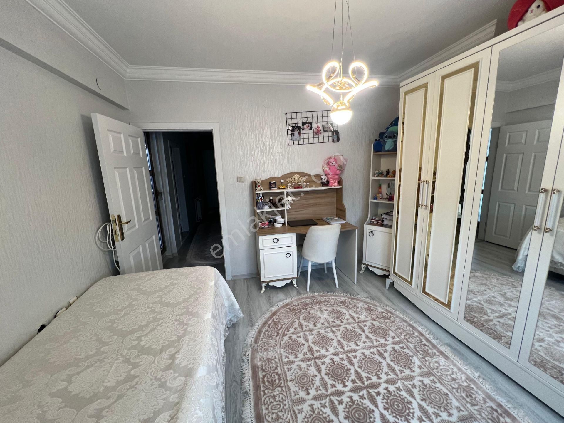 Ufuktepe'de Ankara Manzaralı Full+full Yapılı 5+1 Daire! - Görsel 18