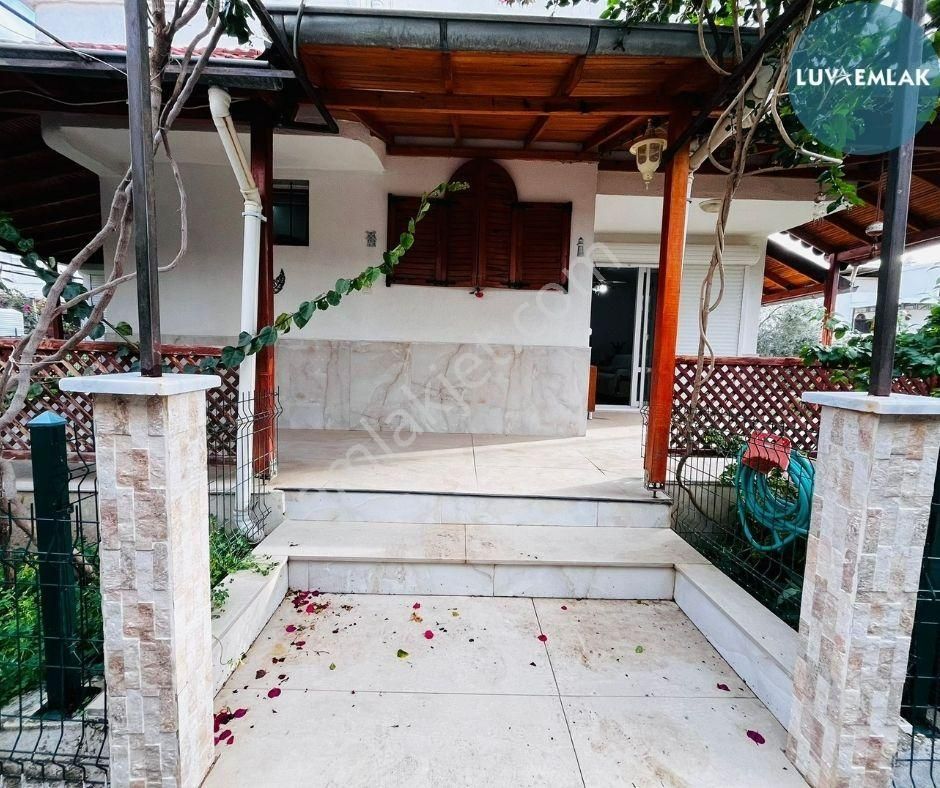 Didim Akbük'te Denize 200 Metre Mesafede Köşe Konum Deniz Manzaralı Yazlık - Görsel 5