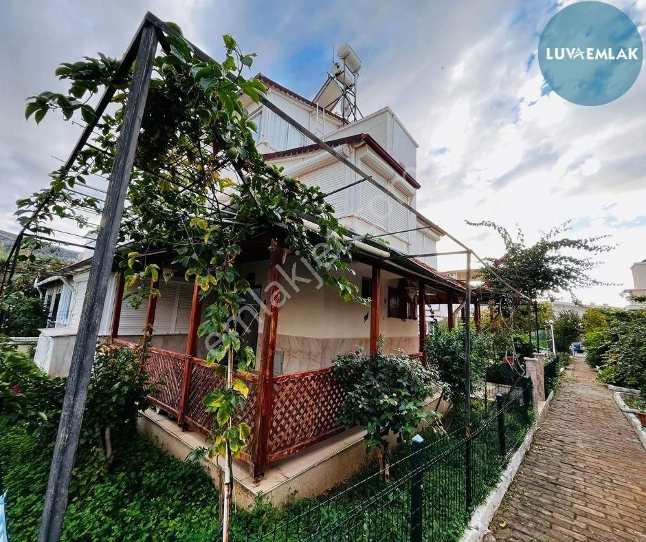 Didim Akbük'te Denize 200 Metre Mesafede Köşe Konum Deniz Manzaralı Yazlık - Görsel 4