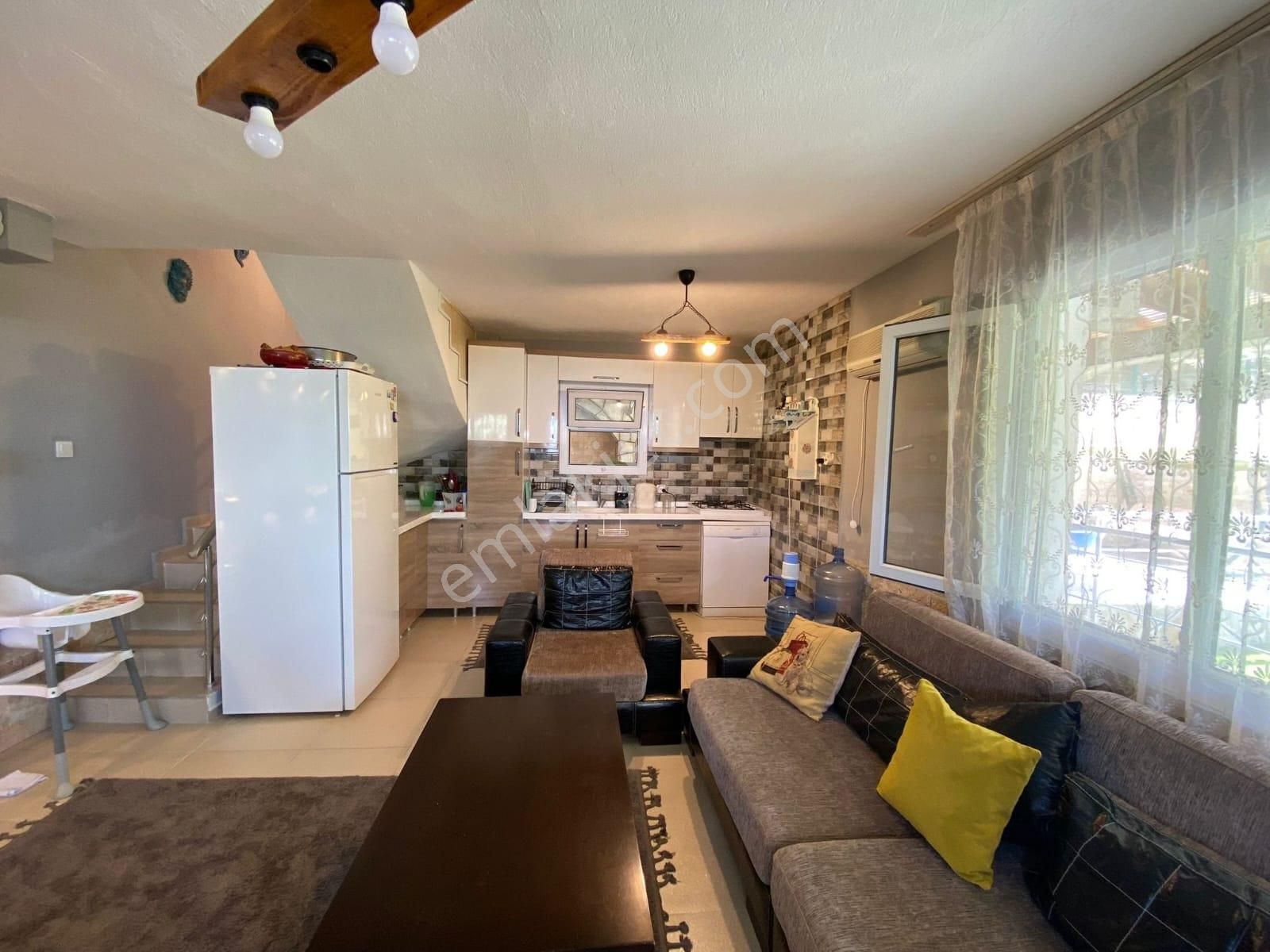 Kuşadası Davutlar Yeni Simge Sitesi'nde Satılık 3+1 Villa - Görsel 5