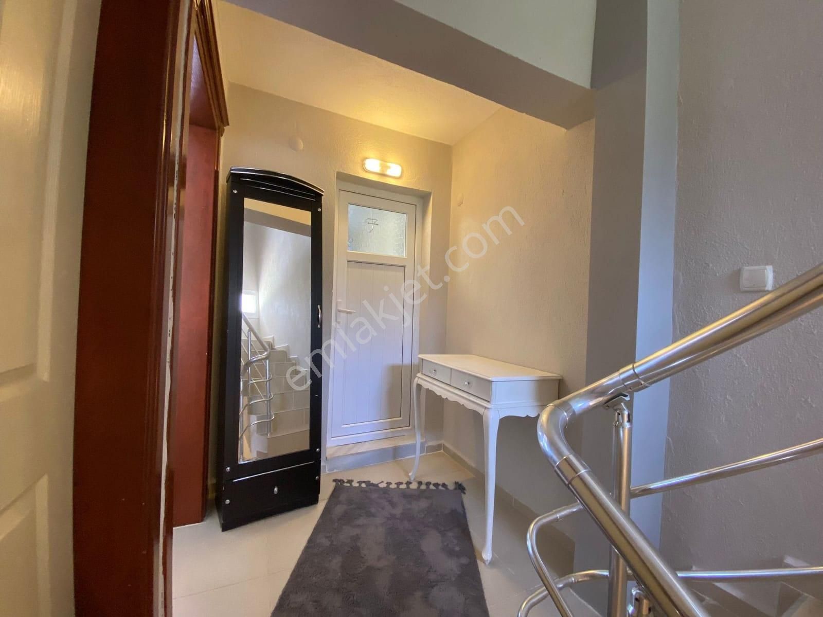 Kuşadası Davutlar Yeni Simge Sitesi'nde Satılık 3+1 Villa - Görsel 16