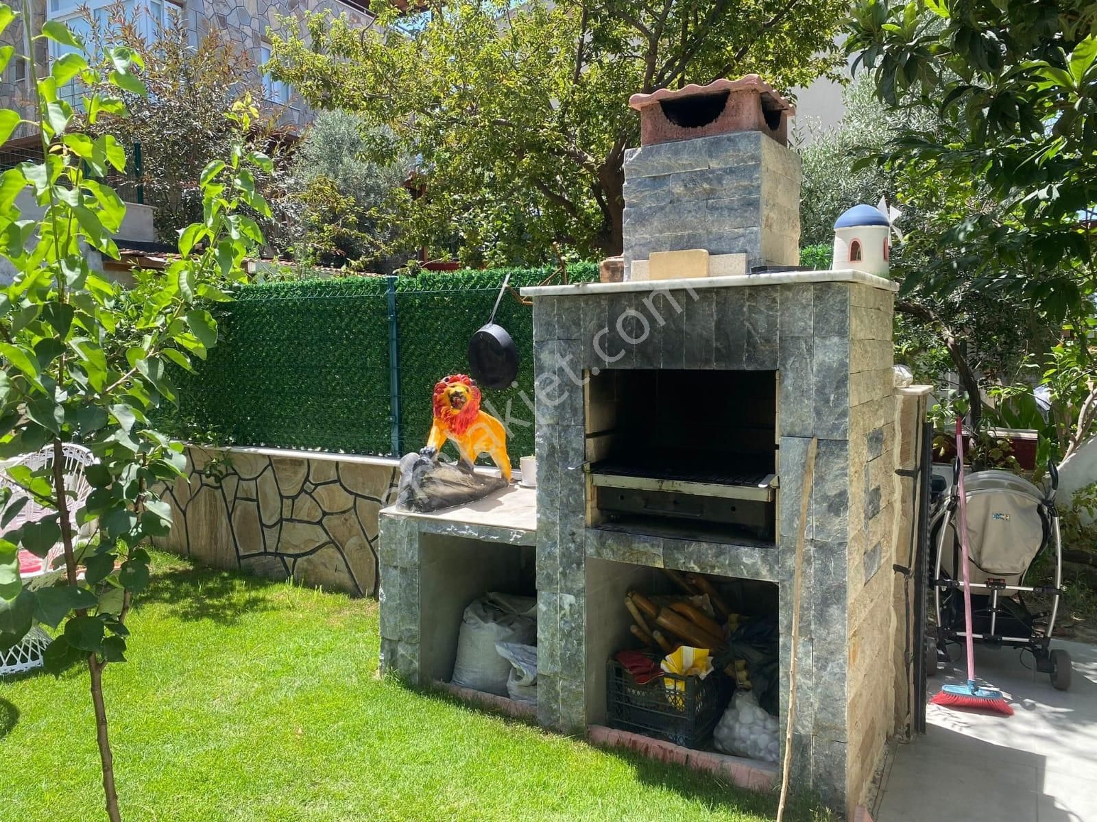 Kuşadası Davutlar Yeni Simge Sitesi'nde Satılık 3+1 Villa - Görsel 3