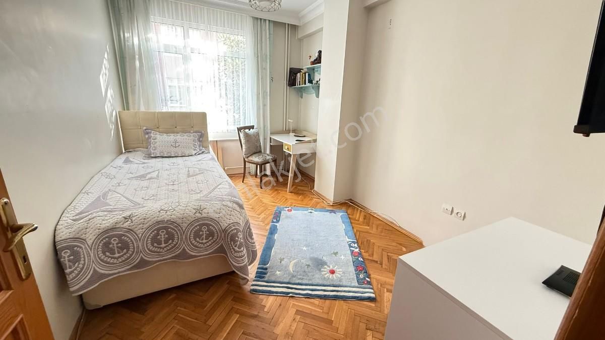 Bakırköy Bahçeli Nizam Da Merkeze Yakın 3+1 Büyük Ferah Daire - Görsel 8