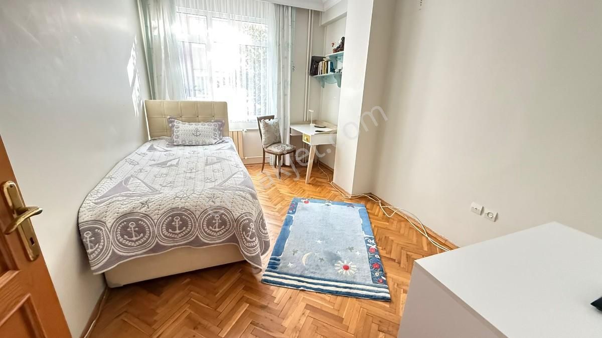 Bakırköy Bahçeli Nizam Da Merkeze Yakın 3+1 Büyük Ferah Daire - Görsel 15