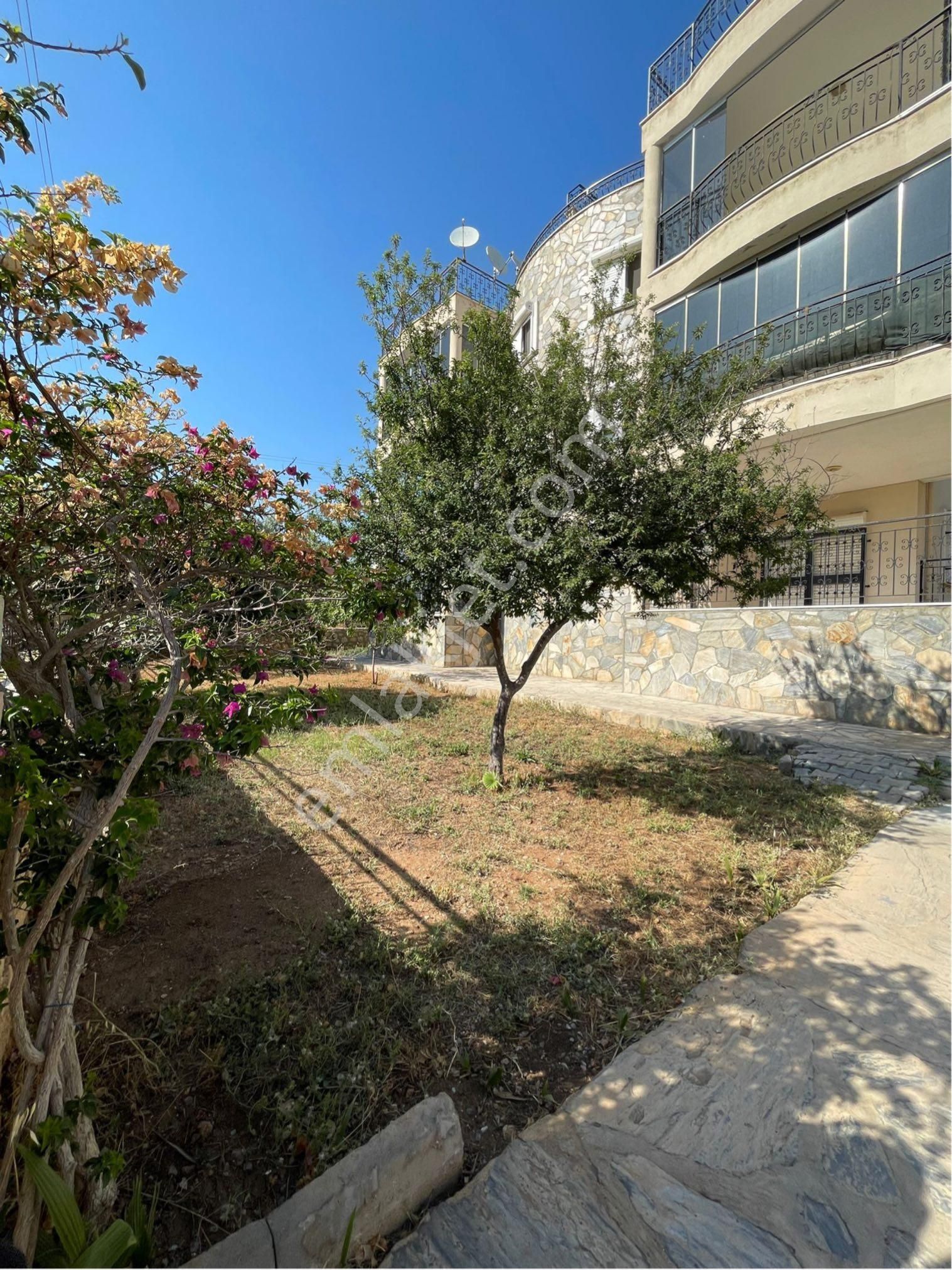 Akbükte Ki En Ucuz Büyük Daire 4+1 Full Eşyalı - Görsel 7