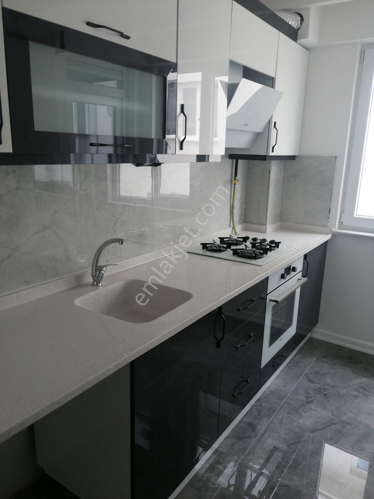 Sahibinden 2+0 Kiralık Daire Ayrı Mutfaklı Ankastre Setli Çamlıca - Görsel 10