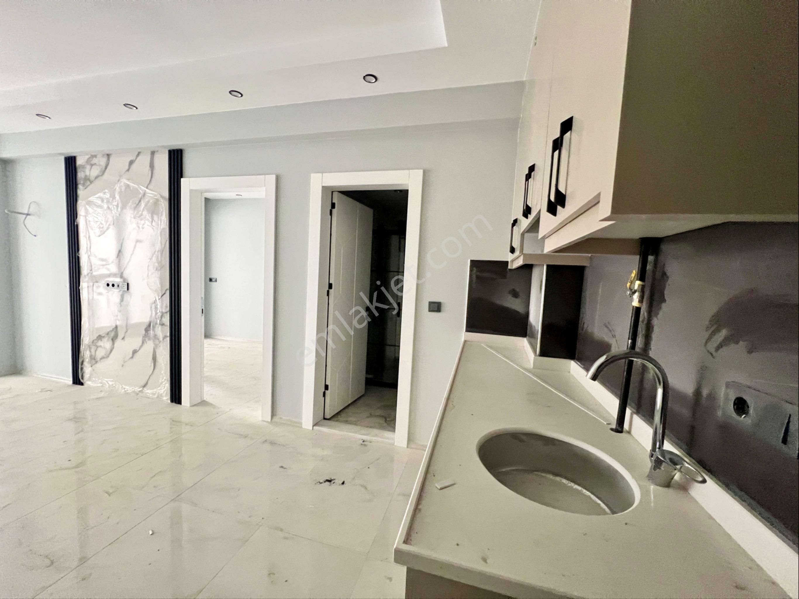 Myra Dan Sırakapılar Mahallesi Nde Satılık 1+1 Apart - Görsel 4