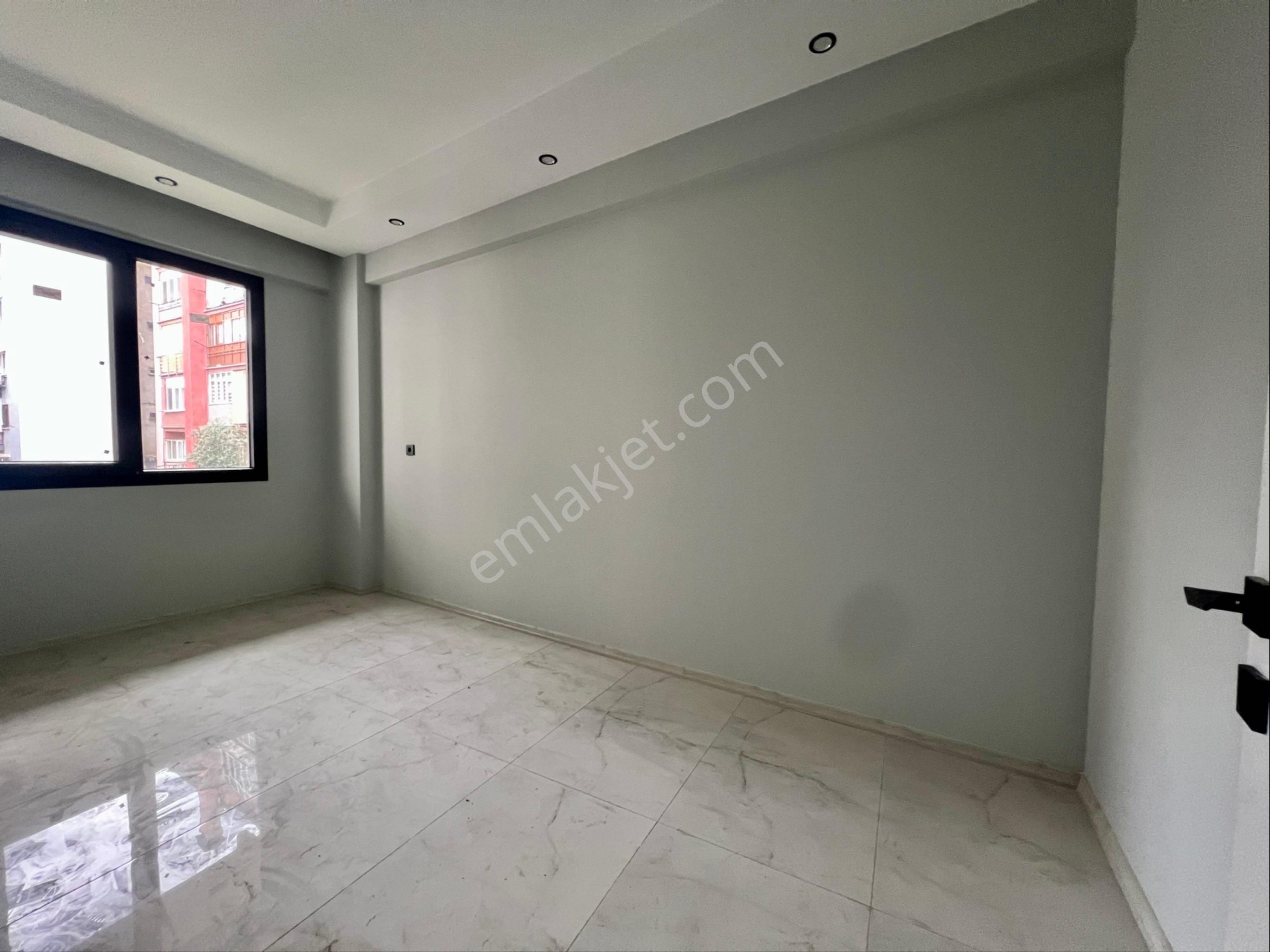 Myra Dan Sırakapılar Mahallesi Nde Satılık 1+1 Apart - Görsel 5