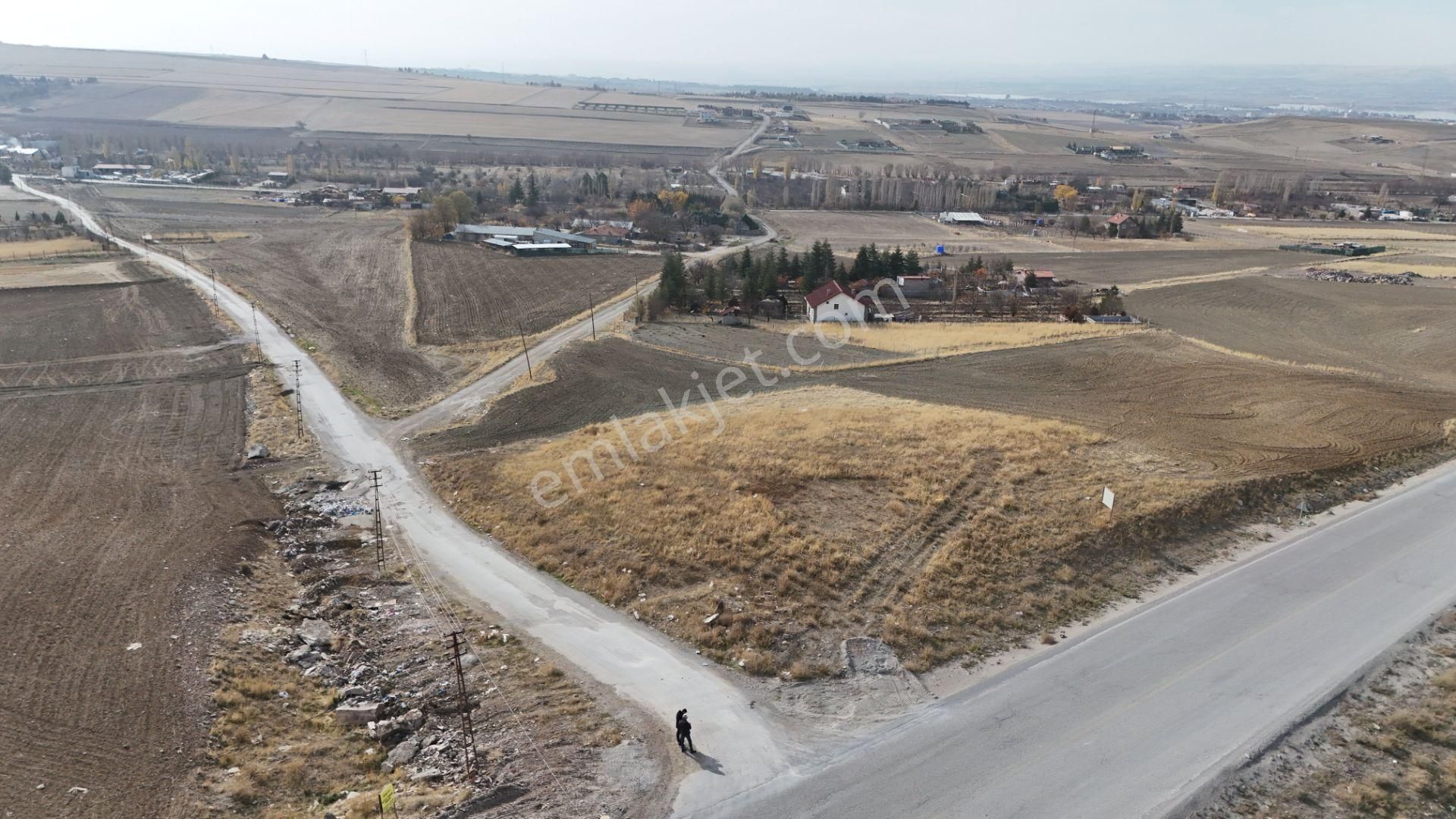 Ankara'da Akaryakıt İstasyonu Ve Ticari İmarlı Satılık Arsa - Görsel 10