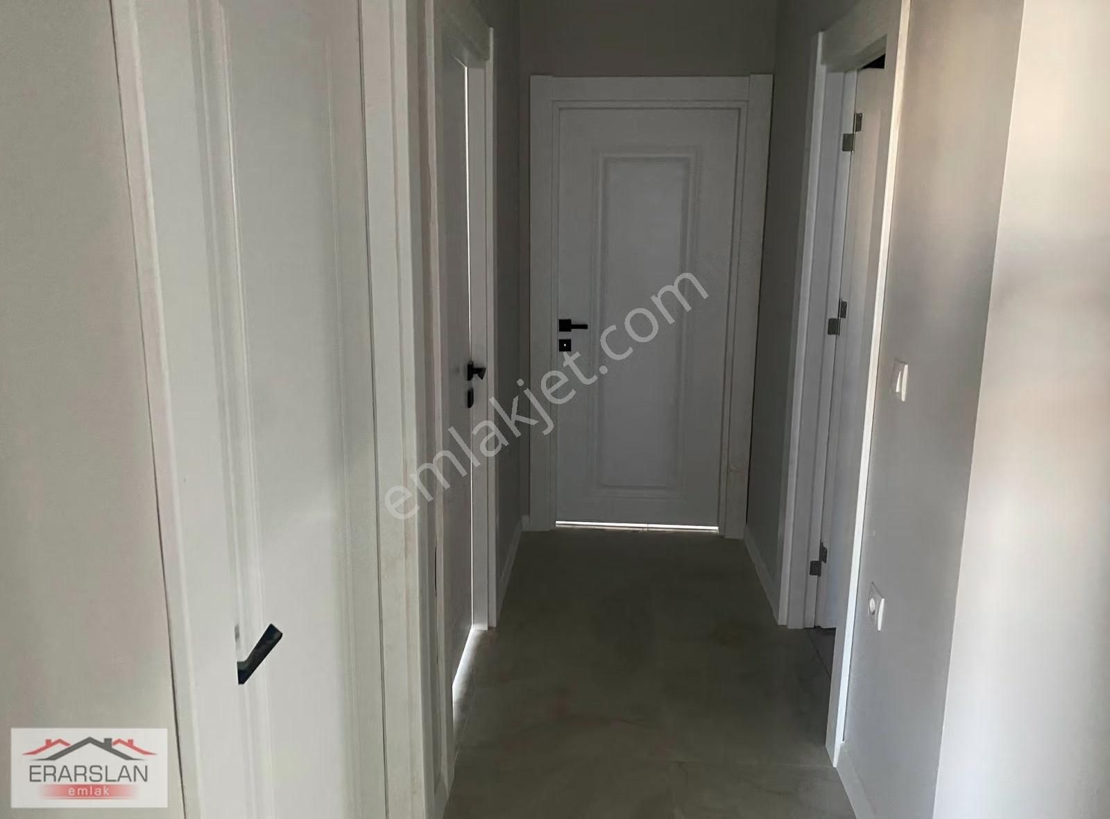 Erarslandan Sıfır Kat 7 Cadde Yanı 3+1daire Ön Cephe Otoparklı - Görsel 32