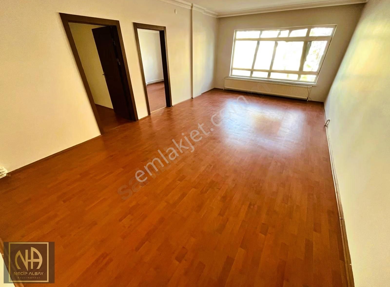 Etlik'de Cadde Üzeri Ön Cephe Masrafsız Fırsat 3+1 Satılık Daire - Görsel 24