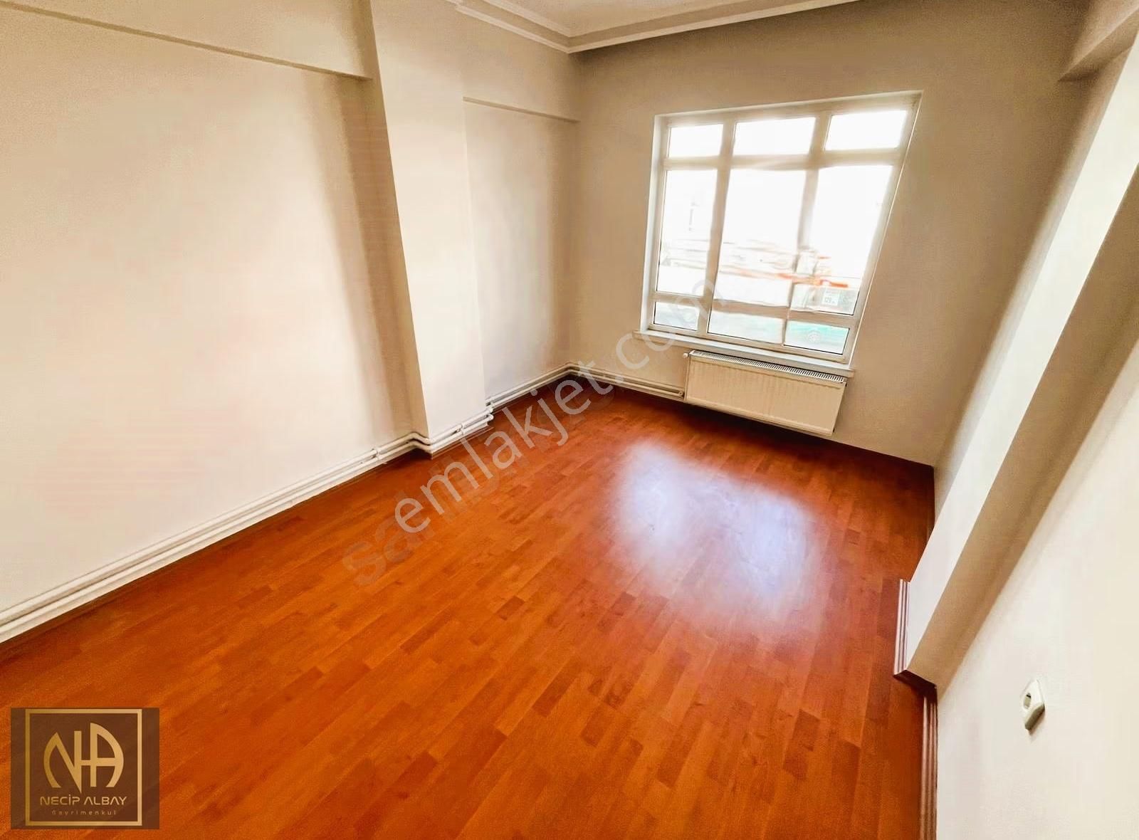 Etlik'de Cadde Üzeri Ön Cephe Masrafsız Fırsat 3+1 Satılık Daire - Görsel 15