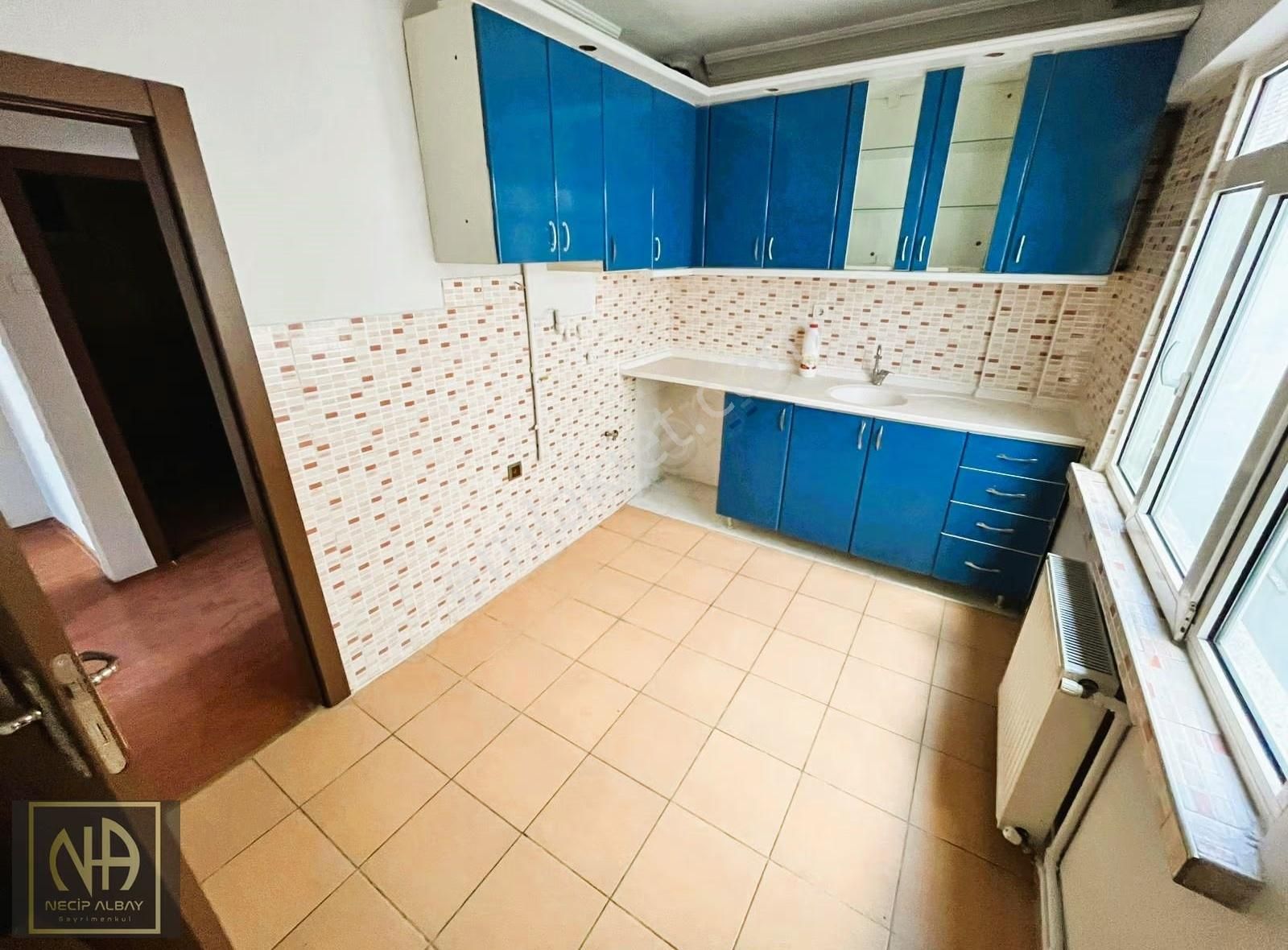 Etlik'de Cadde Üzeri Ön Cephe Masrafsız Fırsat 3+1 Satılık Daire - Görsel 4