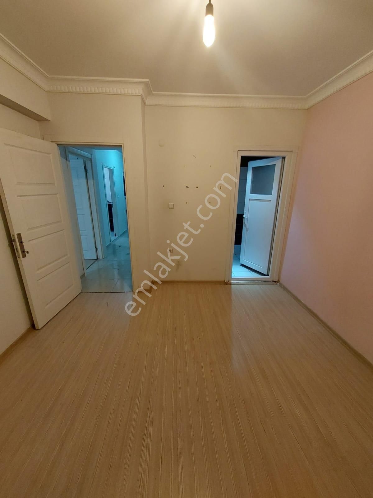 Namık Kemal Mahallesinde 2+1 Yüksek Giriş - Görsel 8