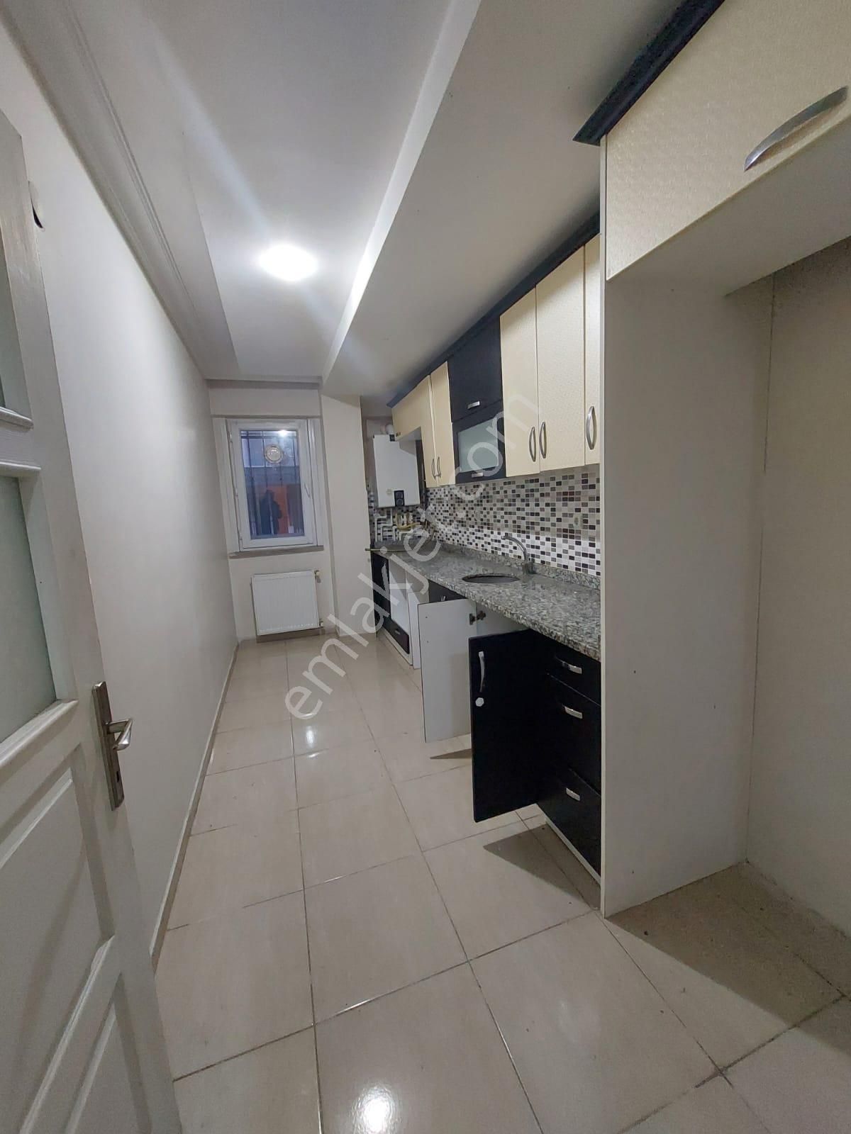 Namık Kemal Mahallesinde 2+1 Yüksek Giriş - Görsel 6