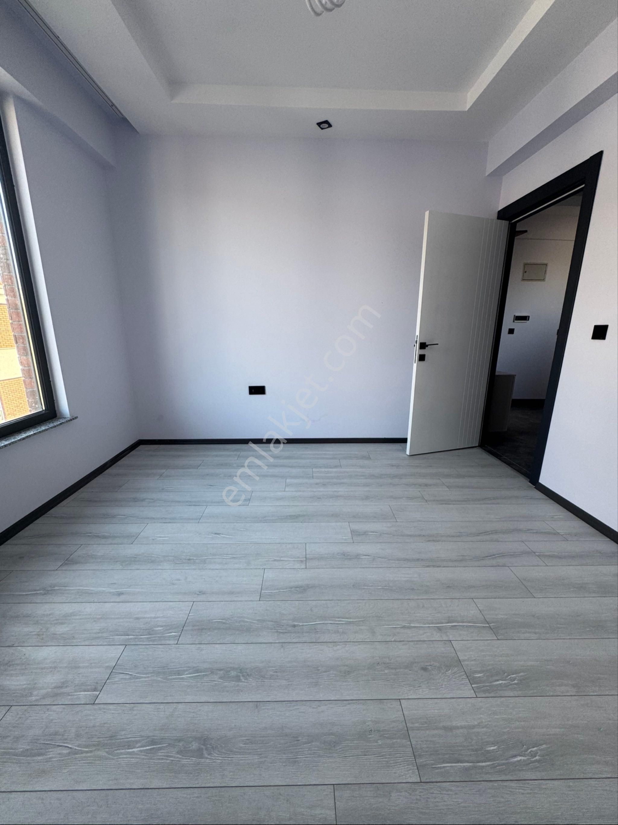 Conker İnşaat Emlak’tan Çamlıca Mahallesi 2+0 Sıfır Kiralık Daire - Görsel 11