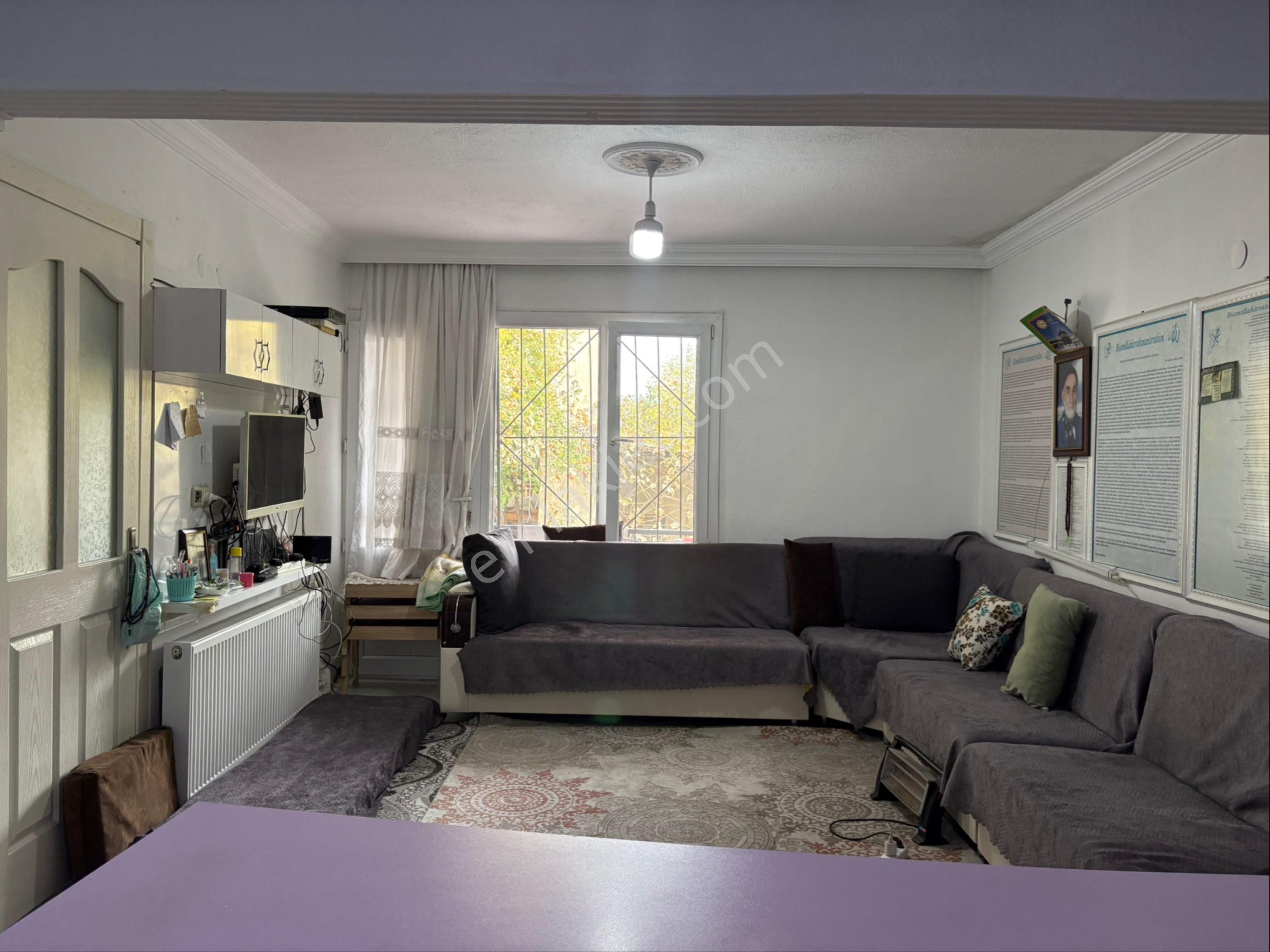 İzmir Karabağlar Peker Mahallesinde Satılık Komple Bina - Görsel 8