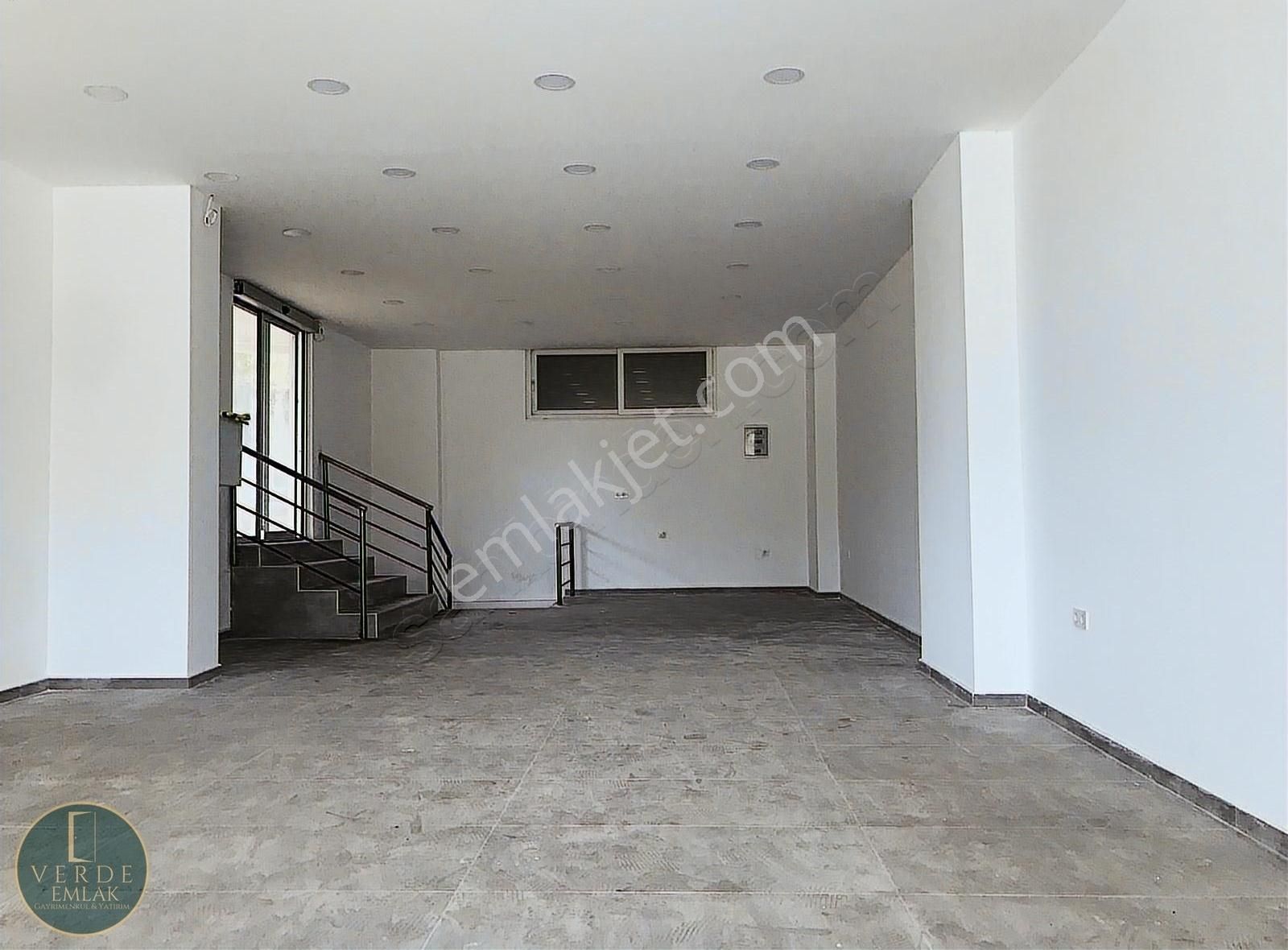 Çeşme Migros Yakını Cadde Üstü 350 M2 Geniş Cepheli Mağaza - Görsel 7