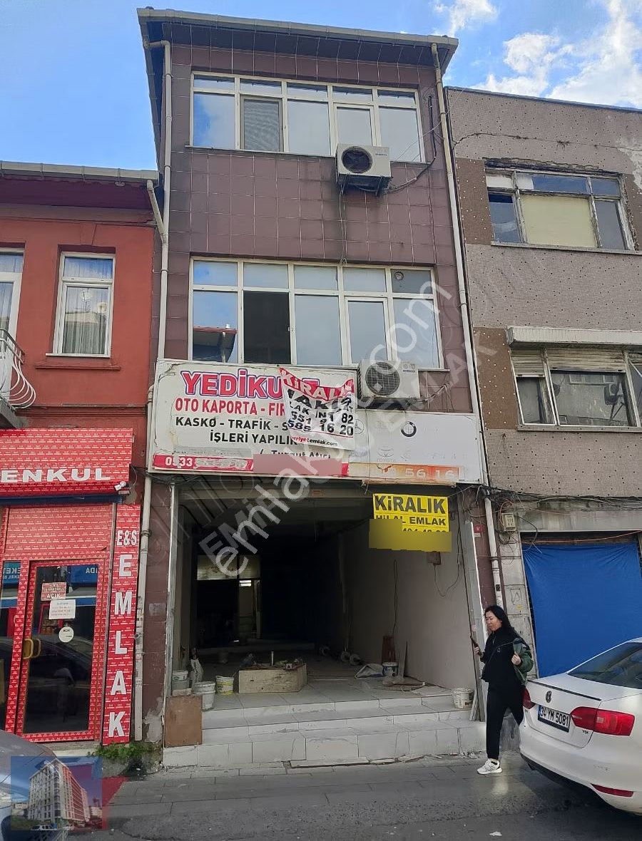 Yedikule Caddesi'nde 3 Katlı 240 Mt Komple Bina 70.000