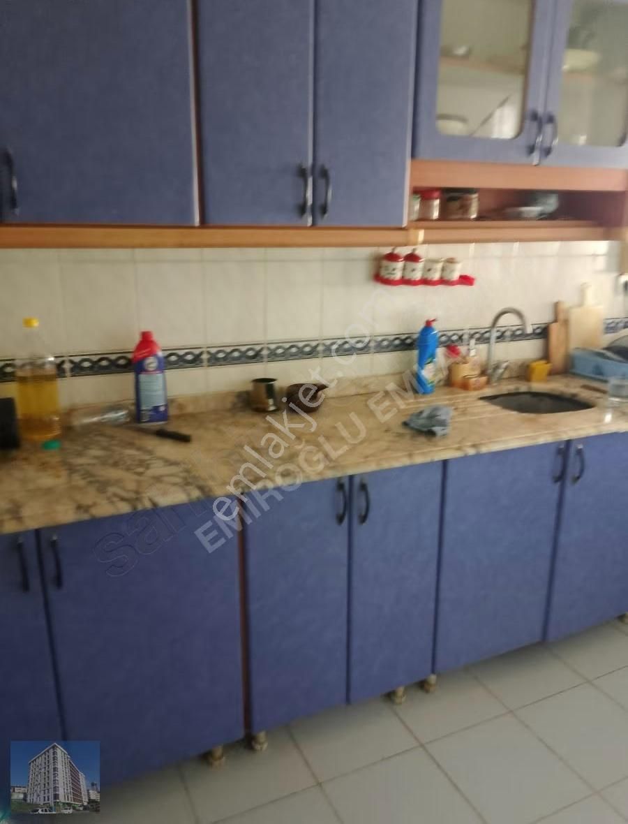 Yedikule Caddesi'nde 3 Katlı 240 Mt Komple Bina 70.000 - Görsel 7