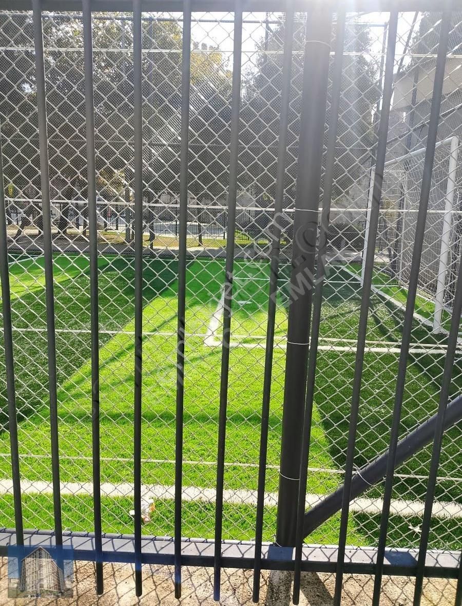 Yedikule Caddesi'nde 3 Katlı 240 Mt Komple Bina 70.000 - Görsel 2