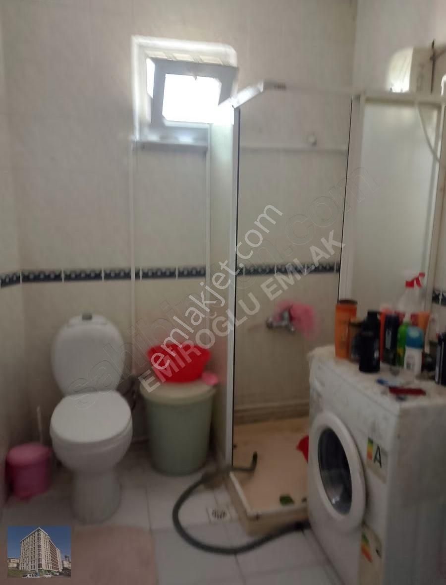 Yedikule Caddesi'nde 3 Katlı 240 Mt Komple Bina 70.000 - Görsel 30
