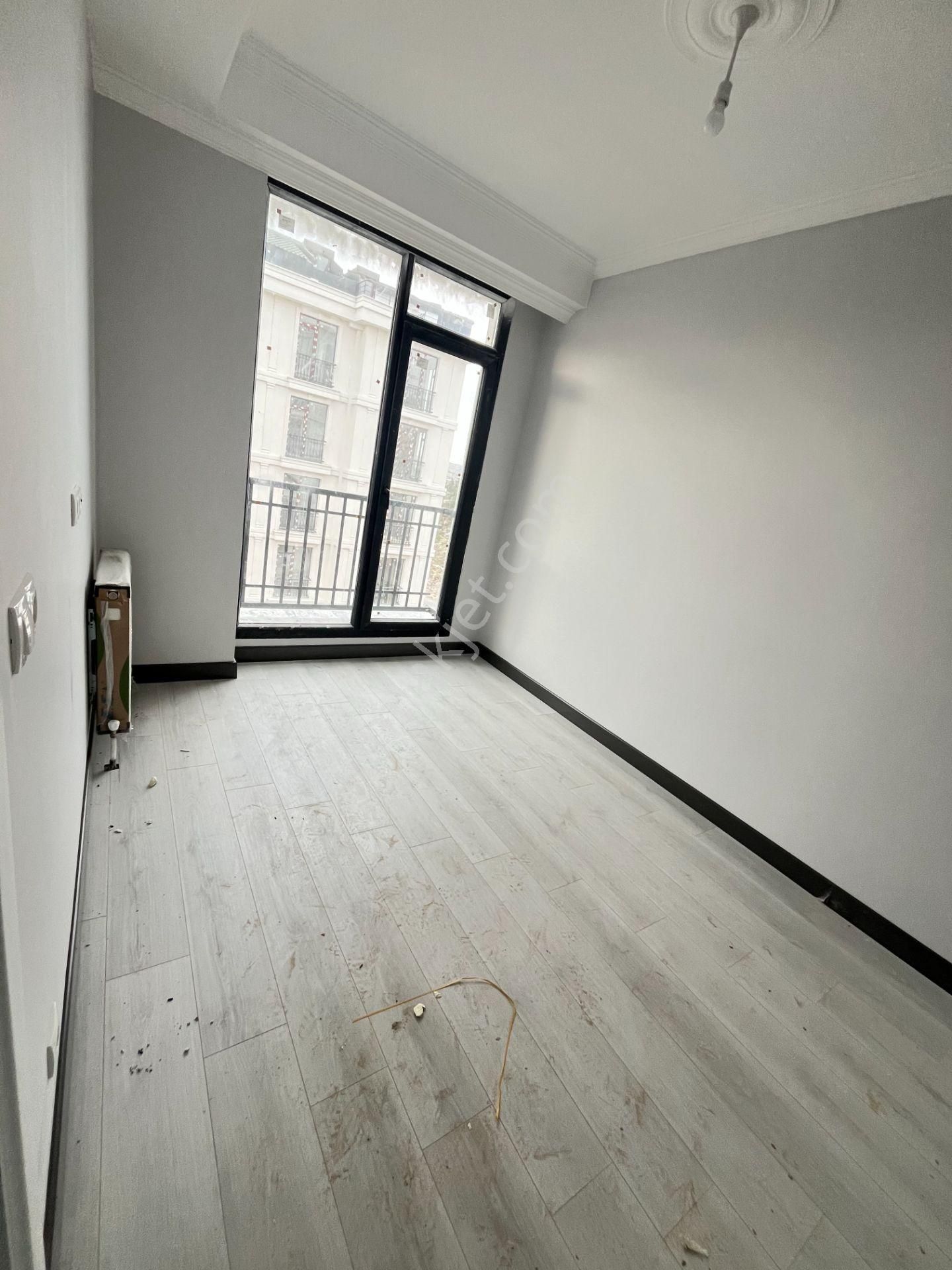 Büyükçekmece Atatürk Mah Sıfır Lüks Butik Sitede 2+1 Satılık Daire - Görsel 3