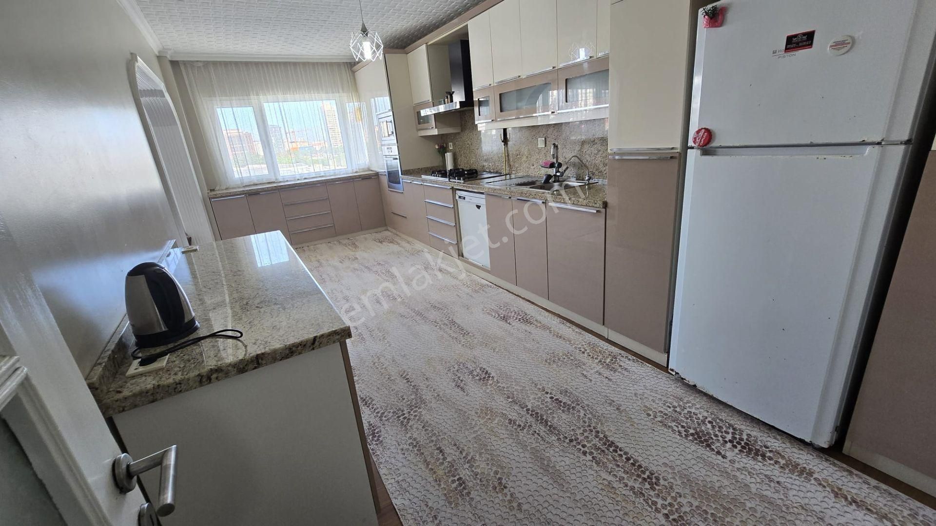 Beylikdüzü Adnan Kahveci Mah. 200 M² İçi Yapılı 4+2 Dubleks Daire - Görsel 6