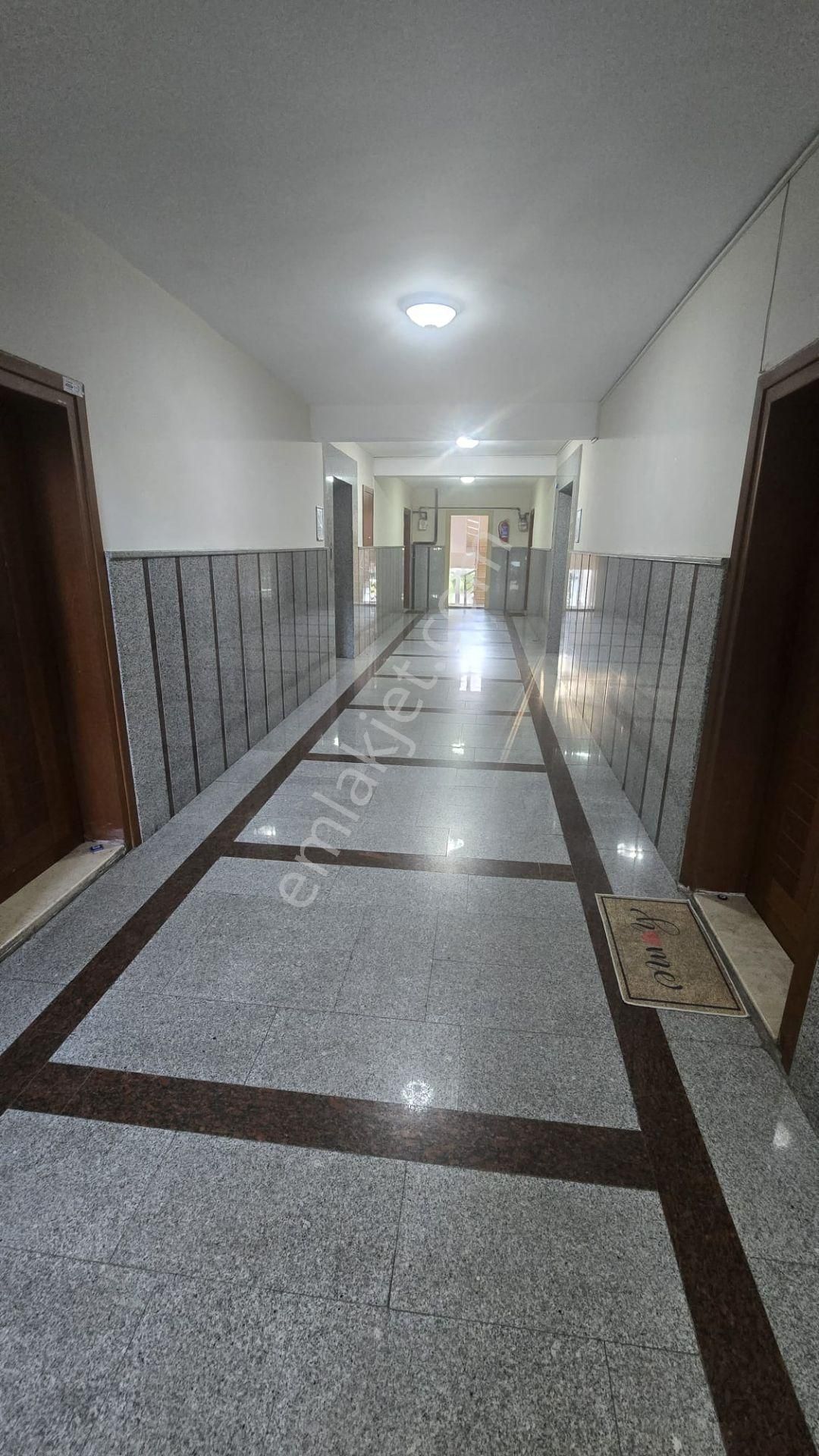 Beylikdüzü Adnan Kahveci Mah. 200 M² İçi Yapılı 4+2 Dubleks Daire - Görsel 32